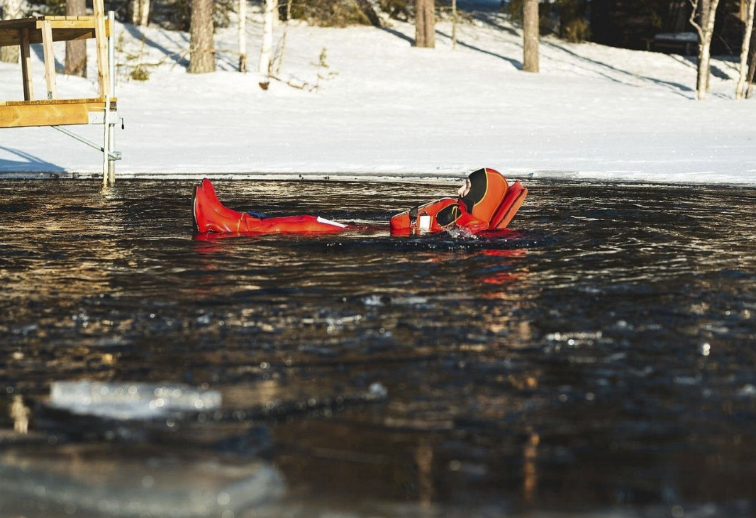 Arctic Ice-Floating