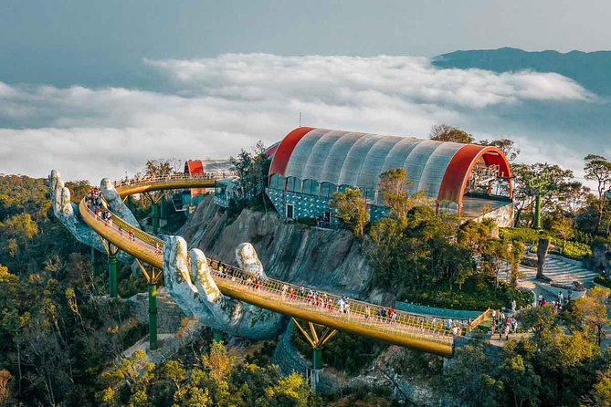 Bana Hills - Golden bridge - Fantasy Park