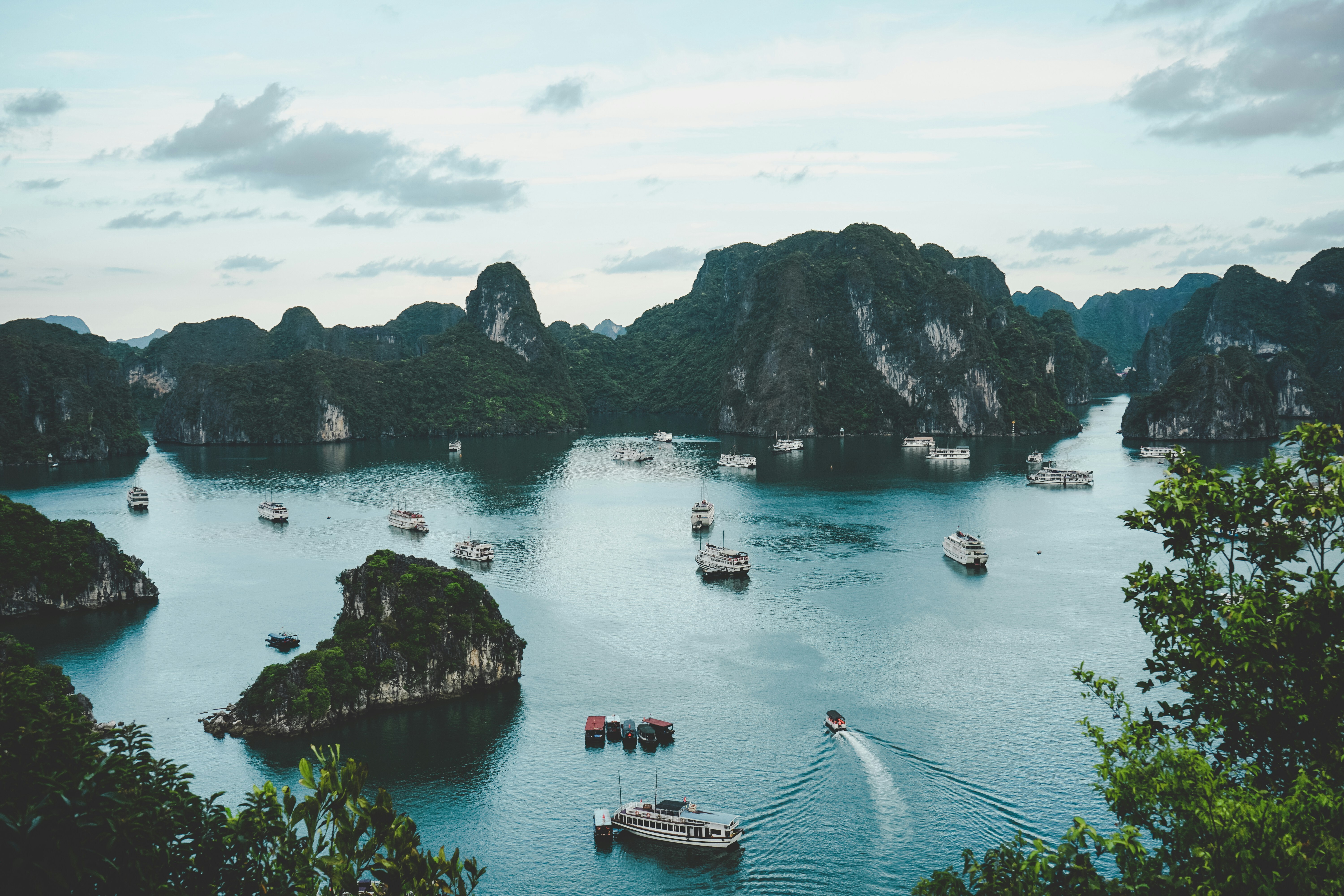 Vietnam Tour Packages Itineraries | Enchanted Vietnam A Honeymoon Adventure 6 Days | Touron | Touron Holidays | Best Travel Agency