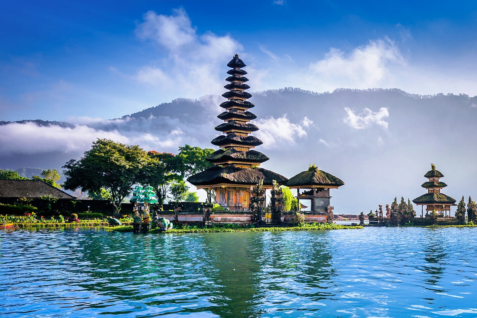 Indonesia Tour Packages Itineraries | Mesmerizing Bali | Touron | Touron Holidays | Best Travel Agency