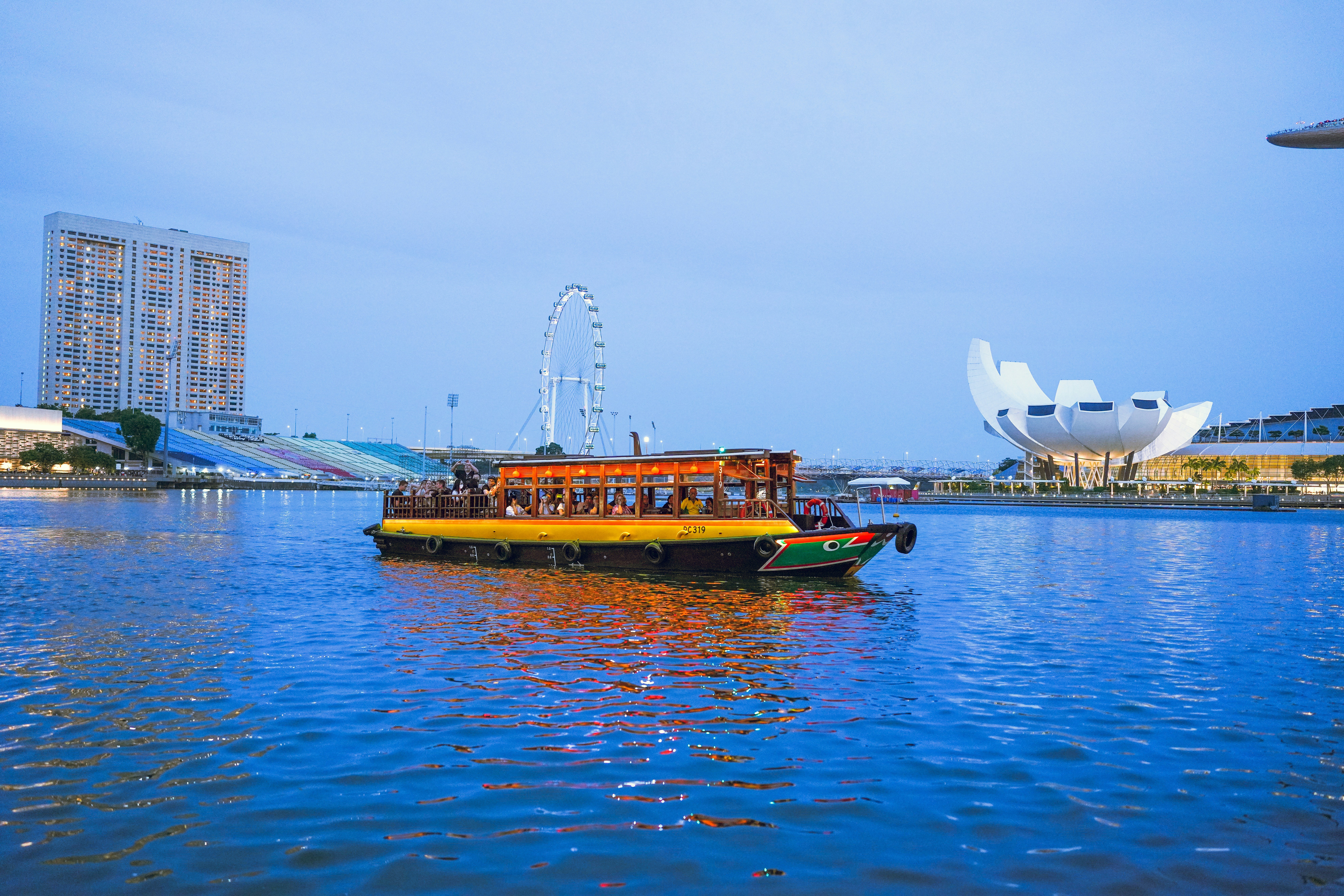 Singapore Tour Packages Itineraries | Complete Singapore A Trip To Remember | Touron | Touron Holidays | Best Travel Agency