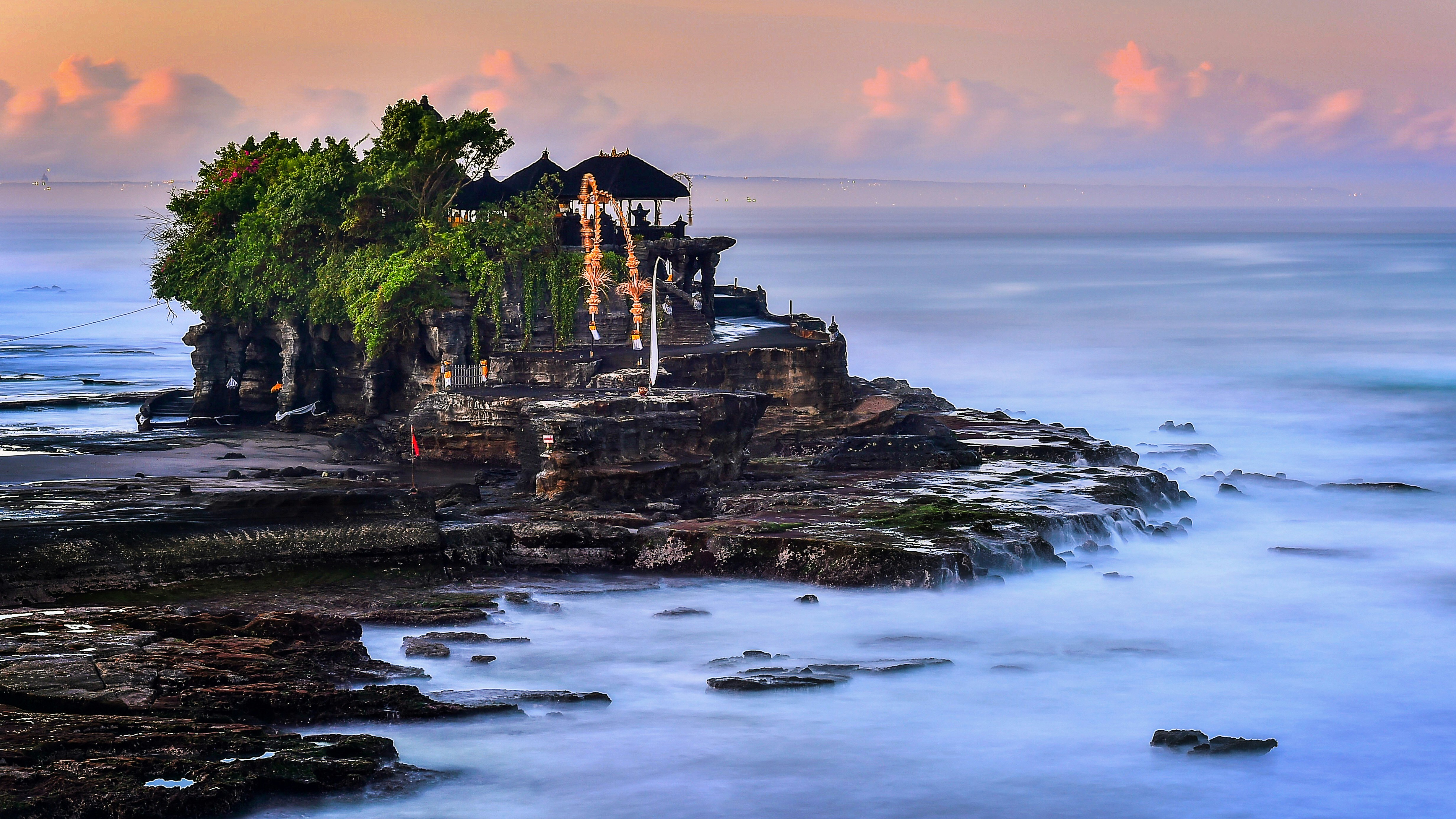 Indonesia Tour Packages Itineraries | Mesmerizing Bali | Touron | Touron Holidays | Best Travel Agency