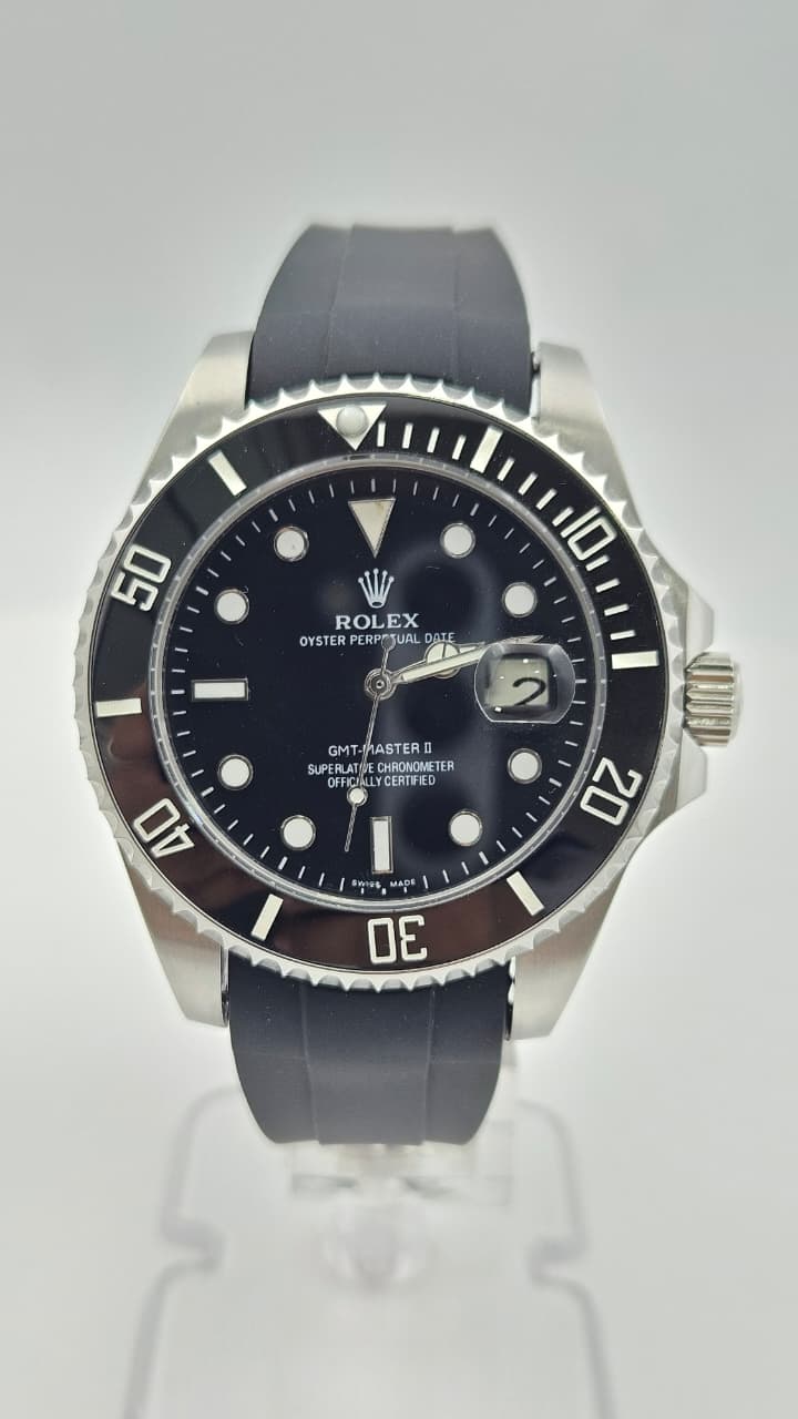Rolex Submariner Silver Black Dial Black Rubber Band Automatic