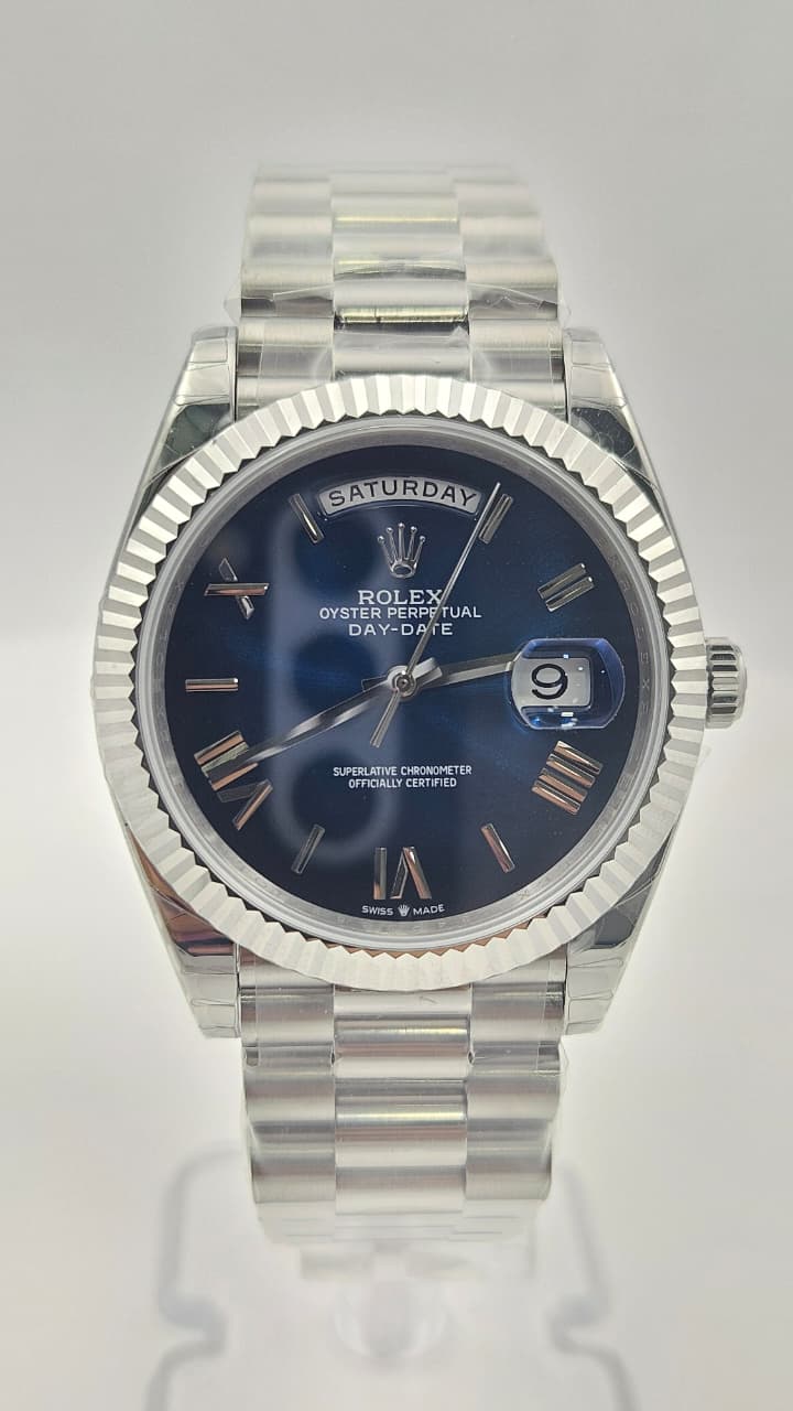 Rolex Day-Date Iced Bezel Silver Blue Dial President Chain Automatic
