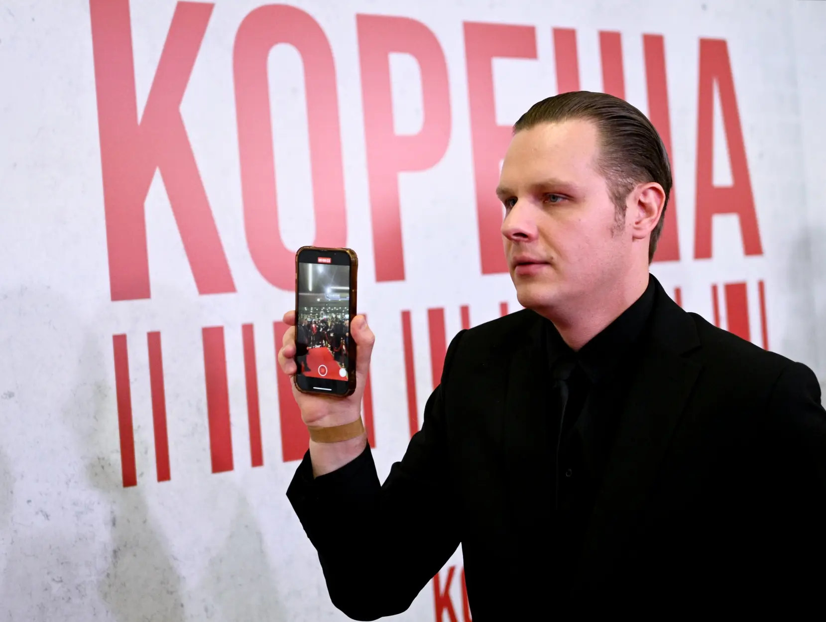 Актер Сергей Шароватов потерял миллионы в инвестиционной афере с отелями