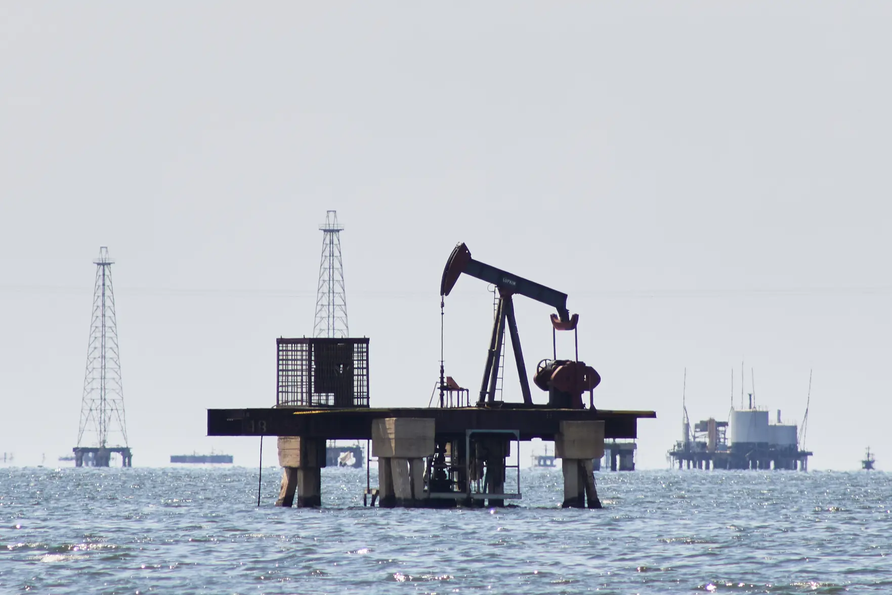 Американские компании не решаются инвестировать в экономику Венесуэлы