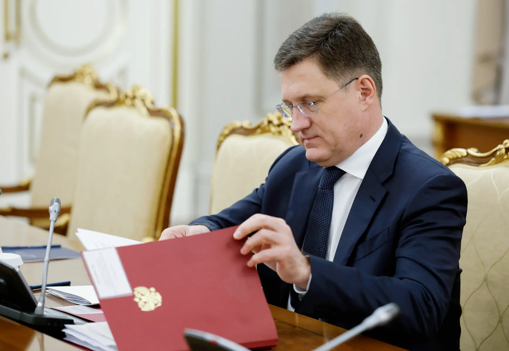 Экспорт нефти и нефтепродуктов из России в 2025 году снизился: цифры, покупатели и скидки