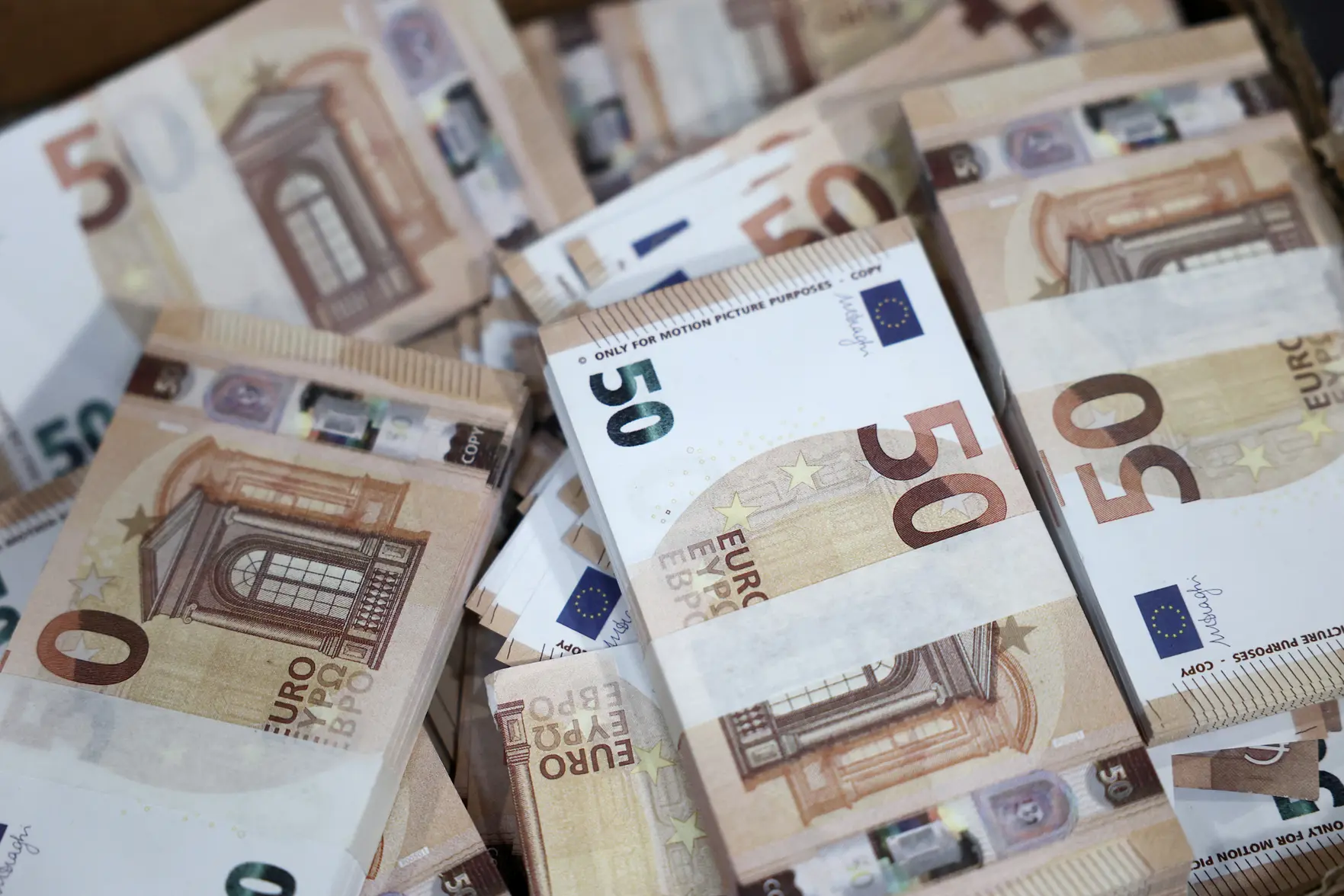 Европейская экономика потеряла до 1,6 триллиона евро из-за антироссийских санкций