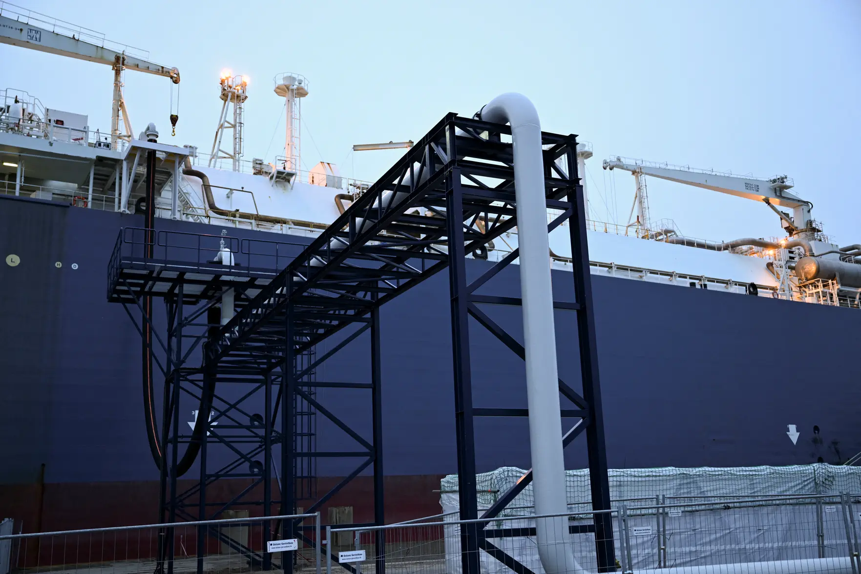 Евросоюз одобрил план по отказу от российского газа