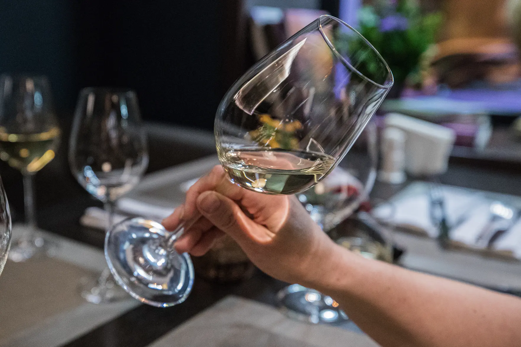 Франция и Польша резко нарастили поставки вина в Россию в 2025 году