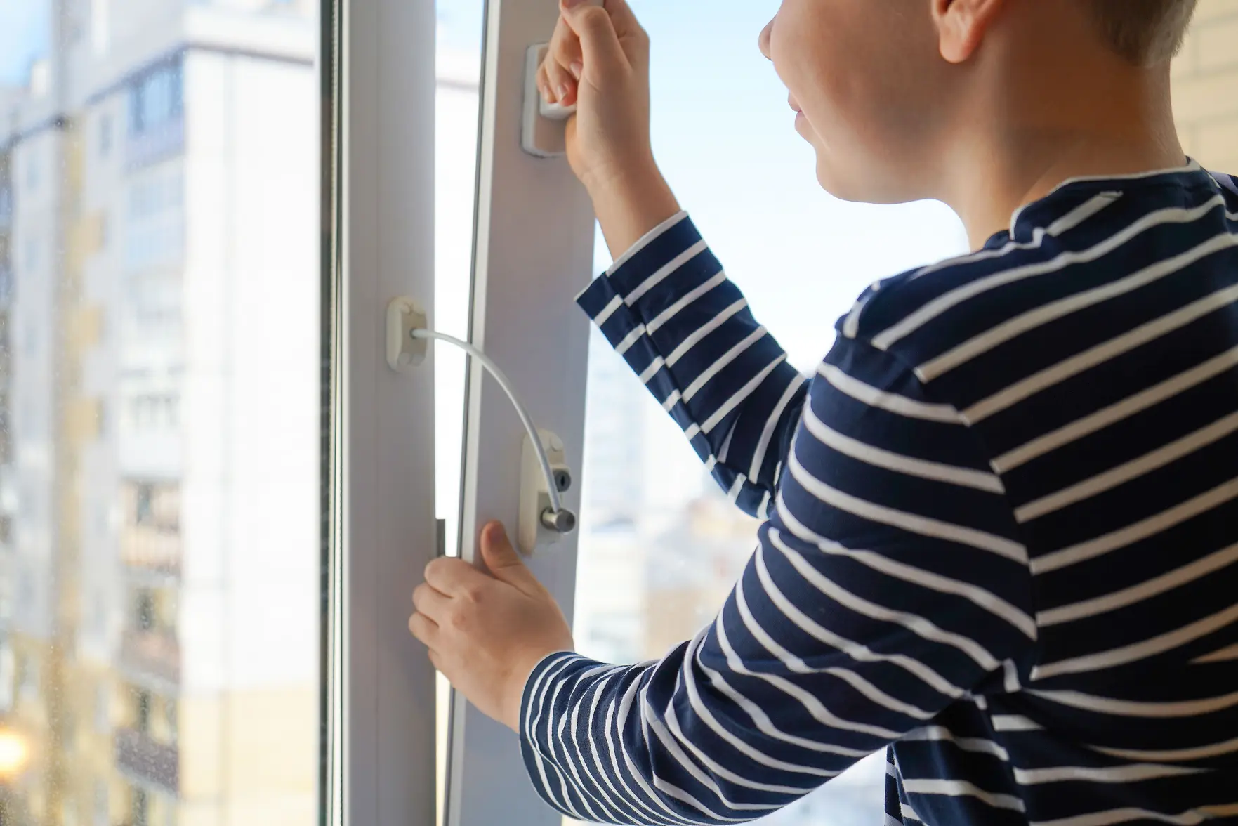 В Госдуме предложили выдавать молодым семьям квартиры по соцнайму вместо субсидий по ипотеке