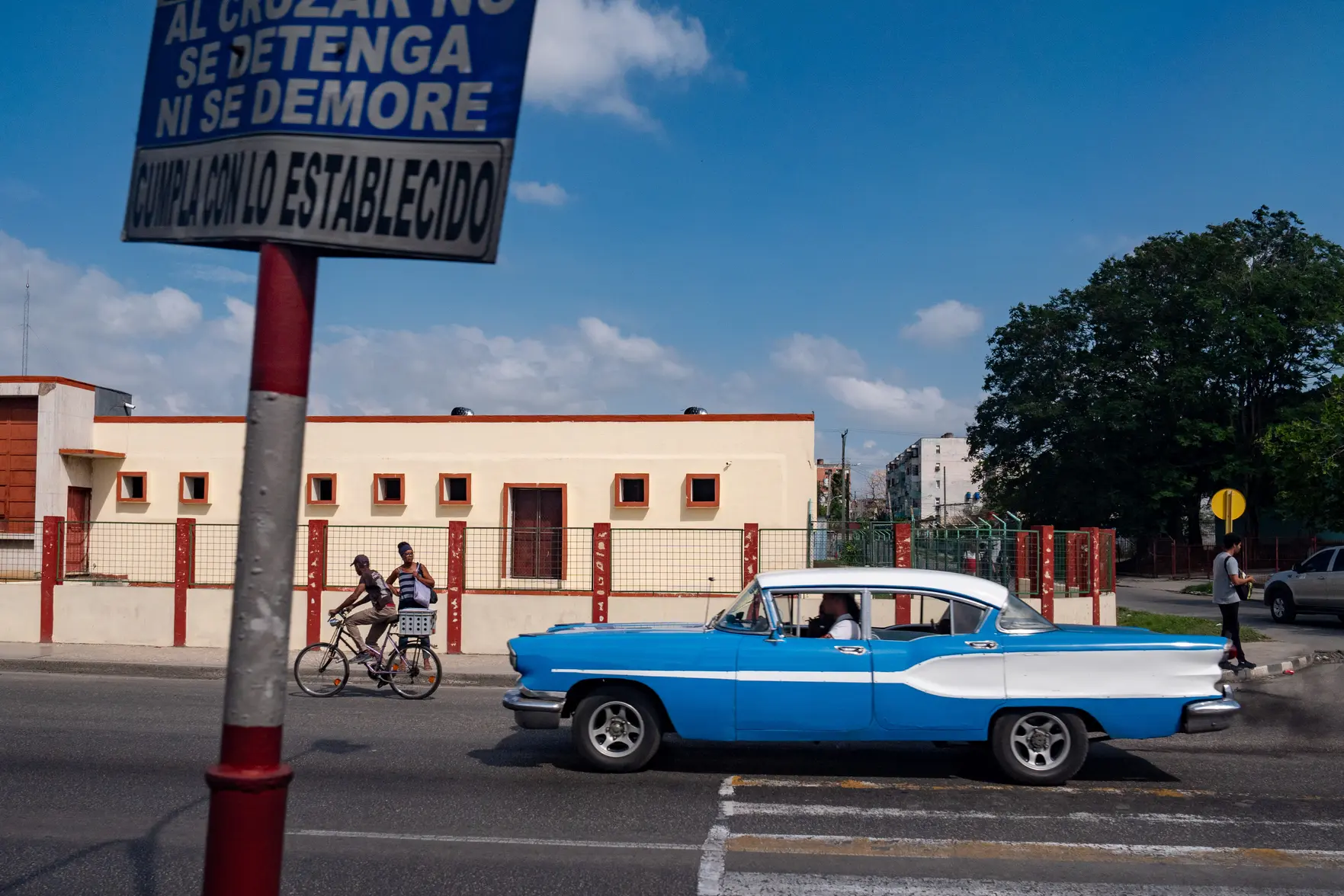 Испания отправит Кубе гуманитарную помощь на 1 млн евро на фоне ужесточения эмбарго