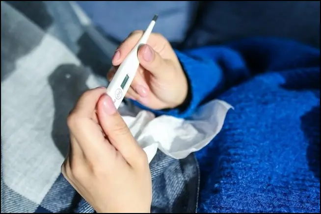 В более чем 20 регионах ввели карантин в школах и детсадах из-за роста ОРВИ