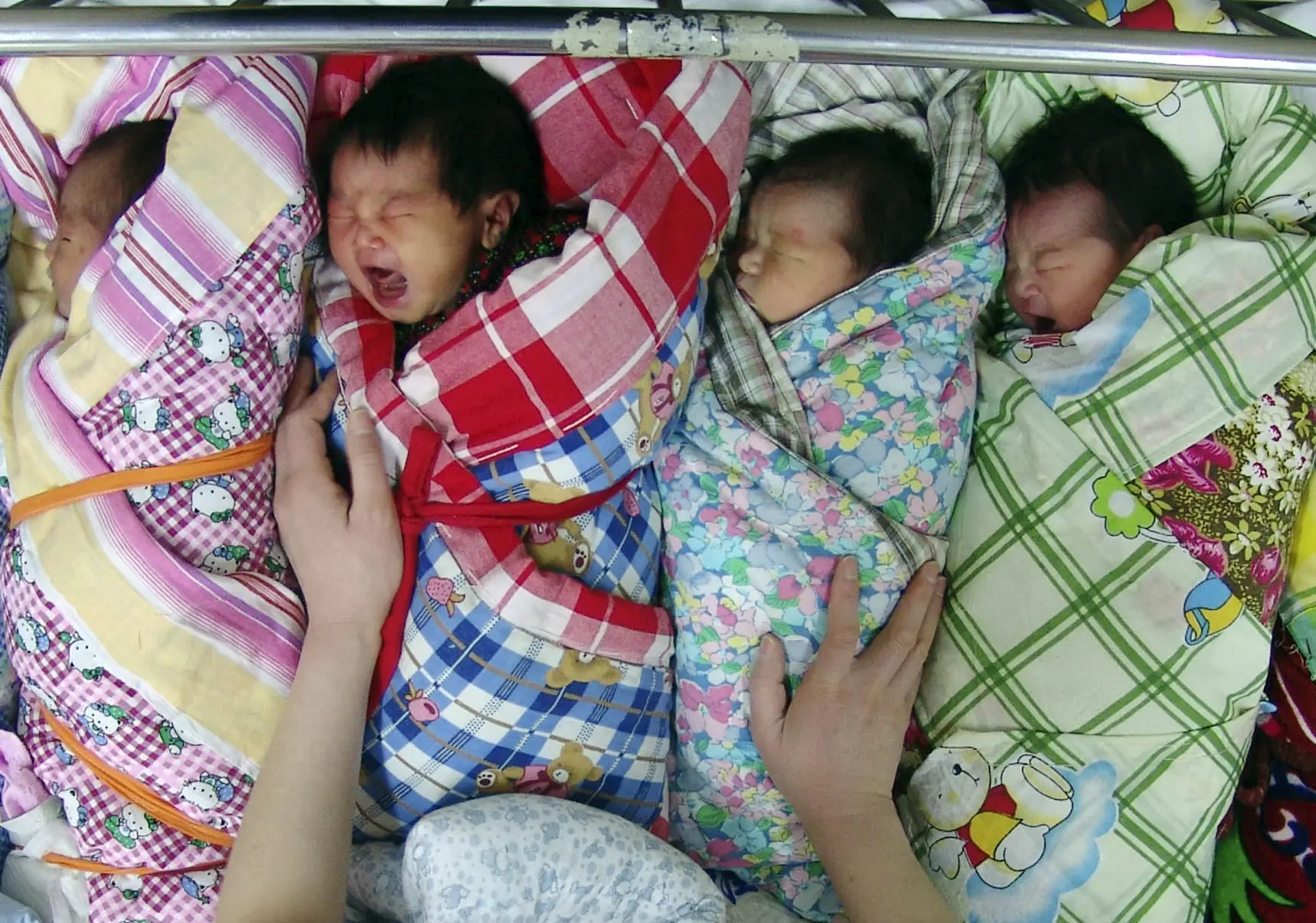 Китай возобновил налог на презервативы для повышения рождаемости