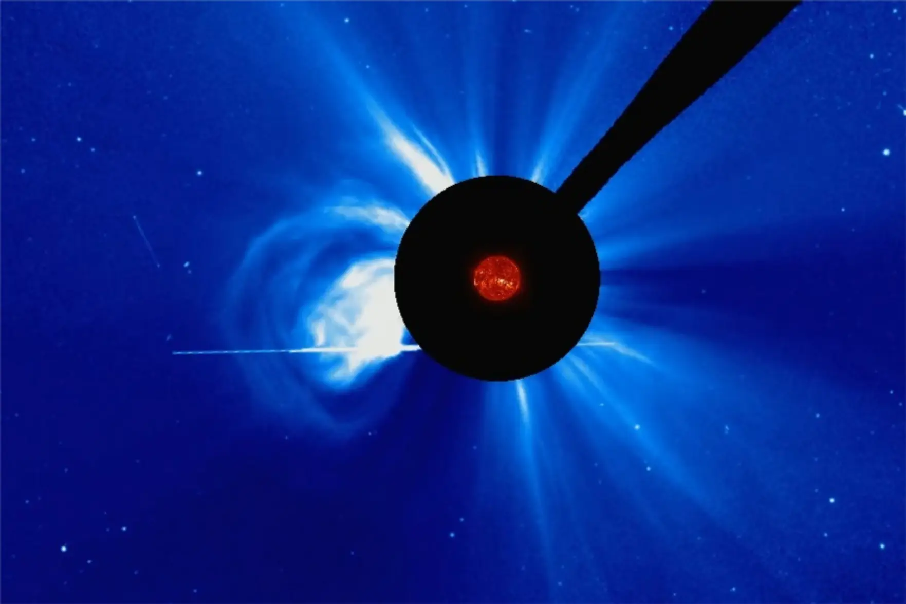 Крупная активная зона на Солнце