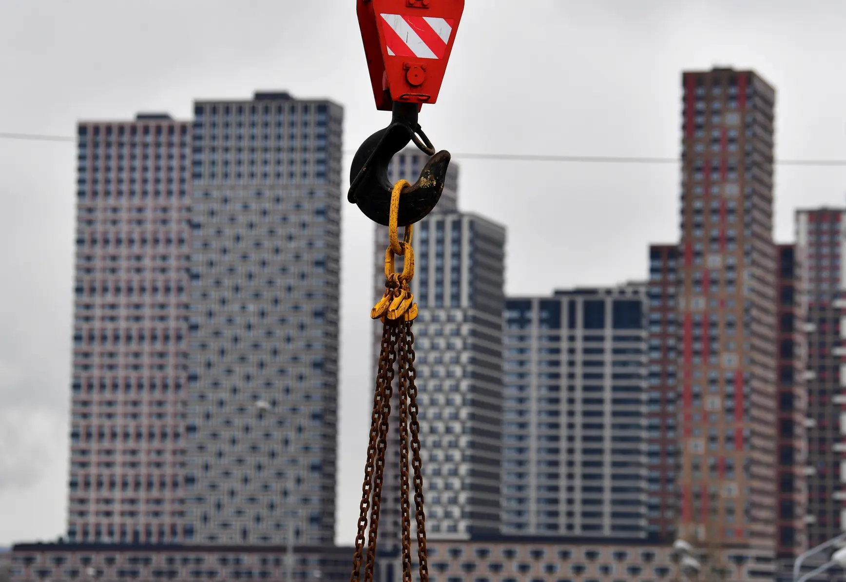 Миронов предложил стройсберкассы как замену ипотеке