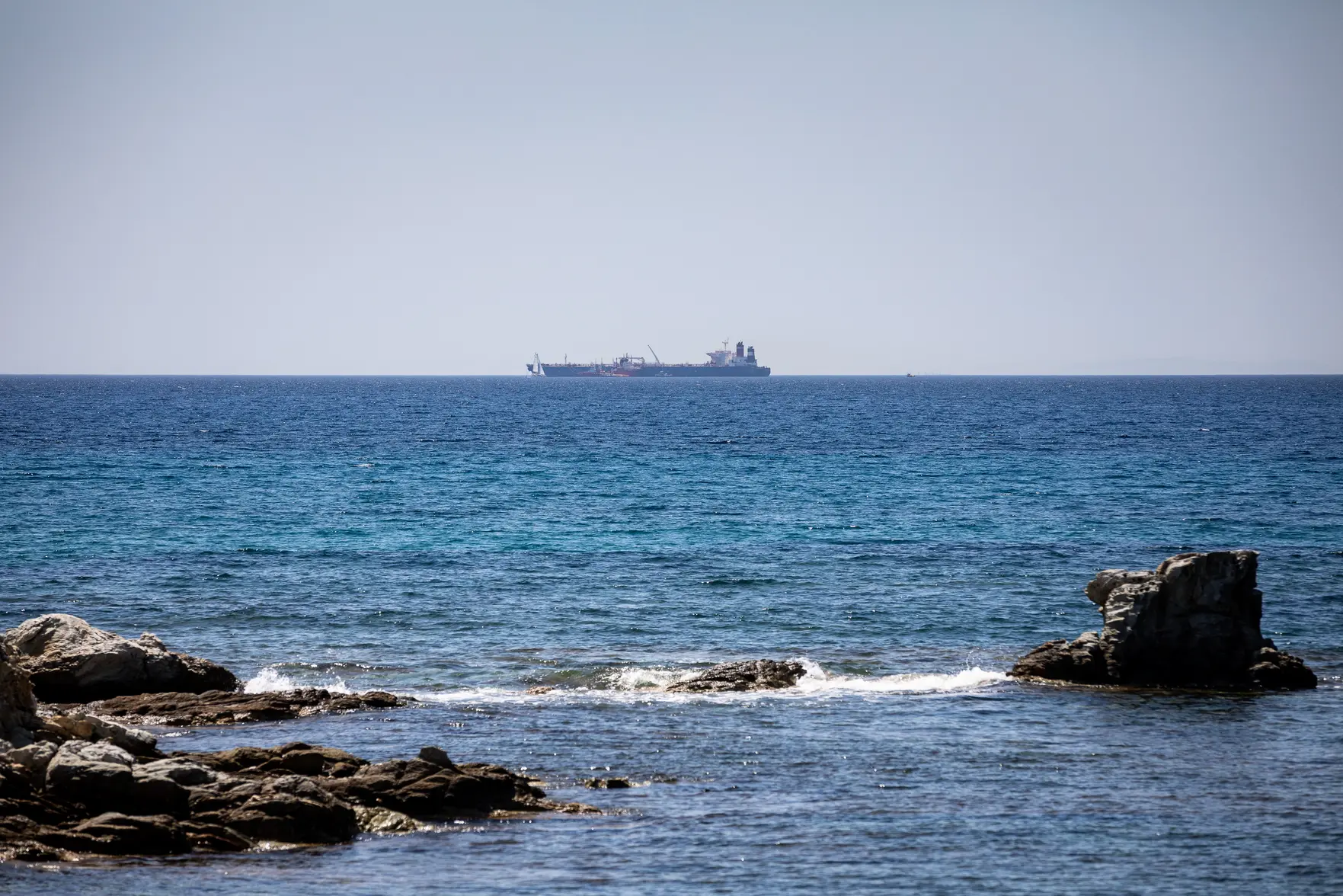 Морские поставки нефти из России в Индию в январе 2026 года упали на 36%