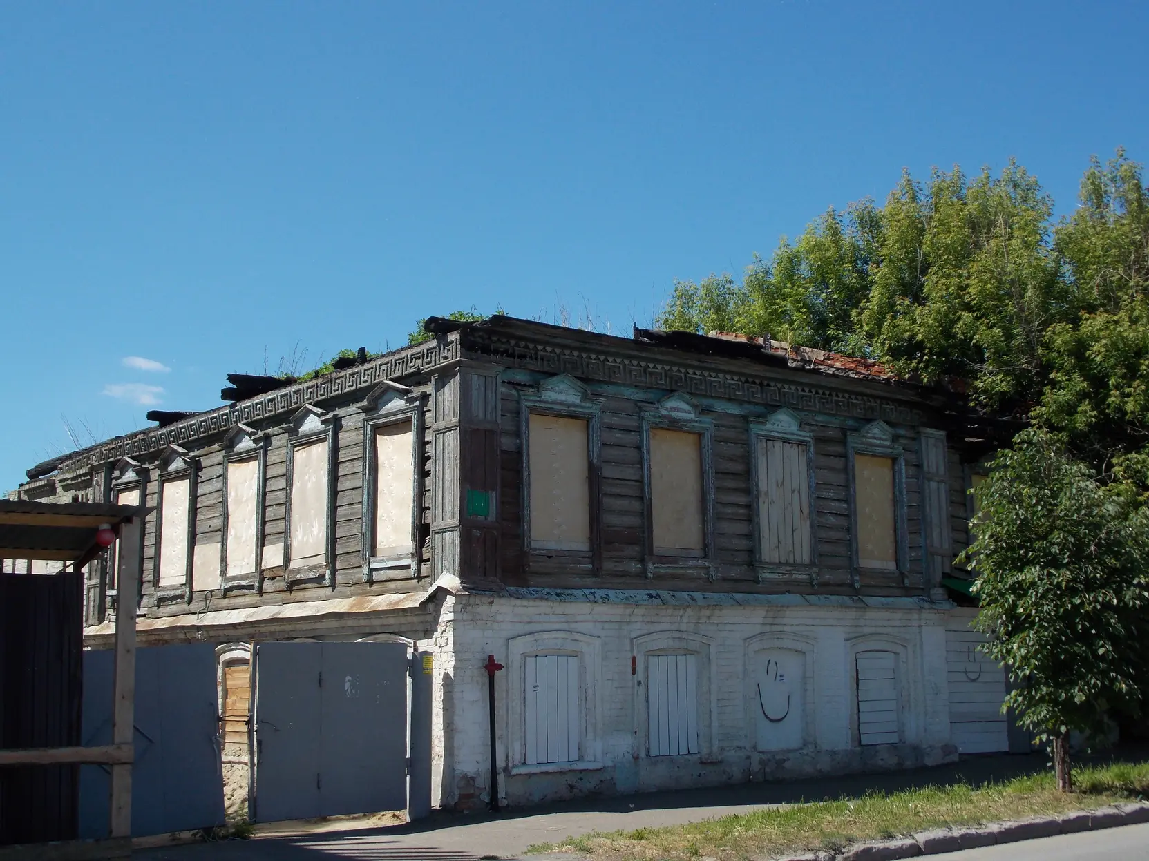 Особняк в Казани, ранее принадлежавший Тимуру Бекмамбетову, выставят на электронный аукцион