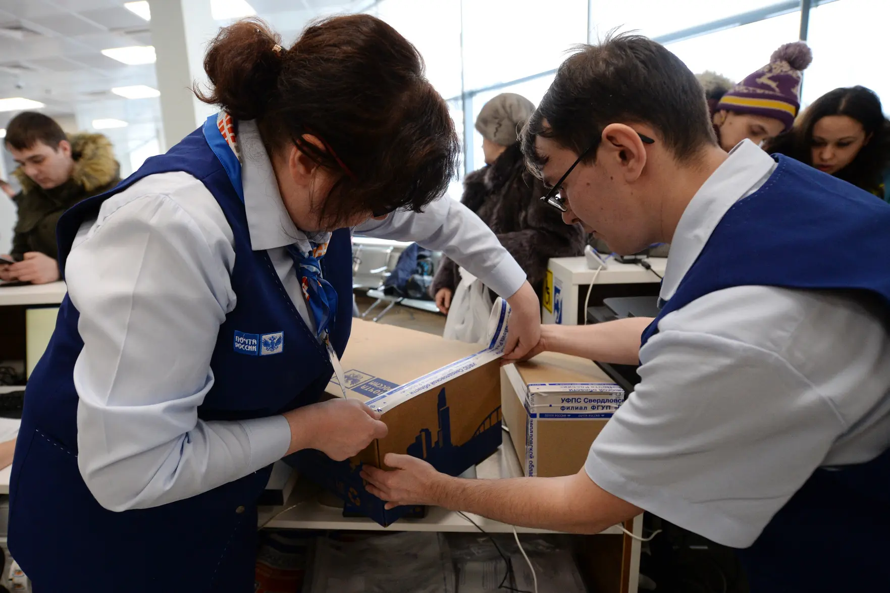 Почта России приостанавливает наземную доставку в несколько стран