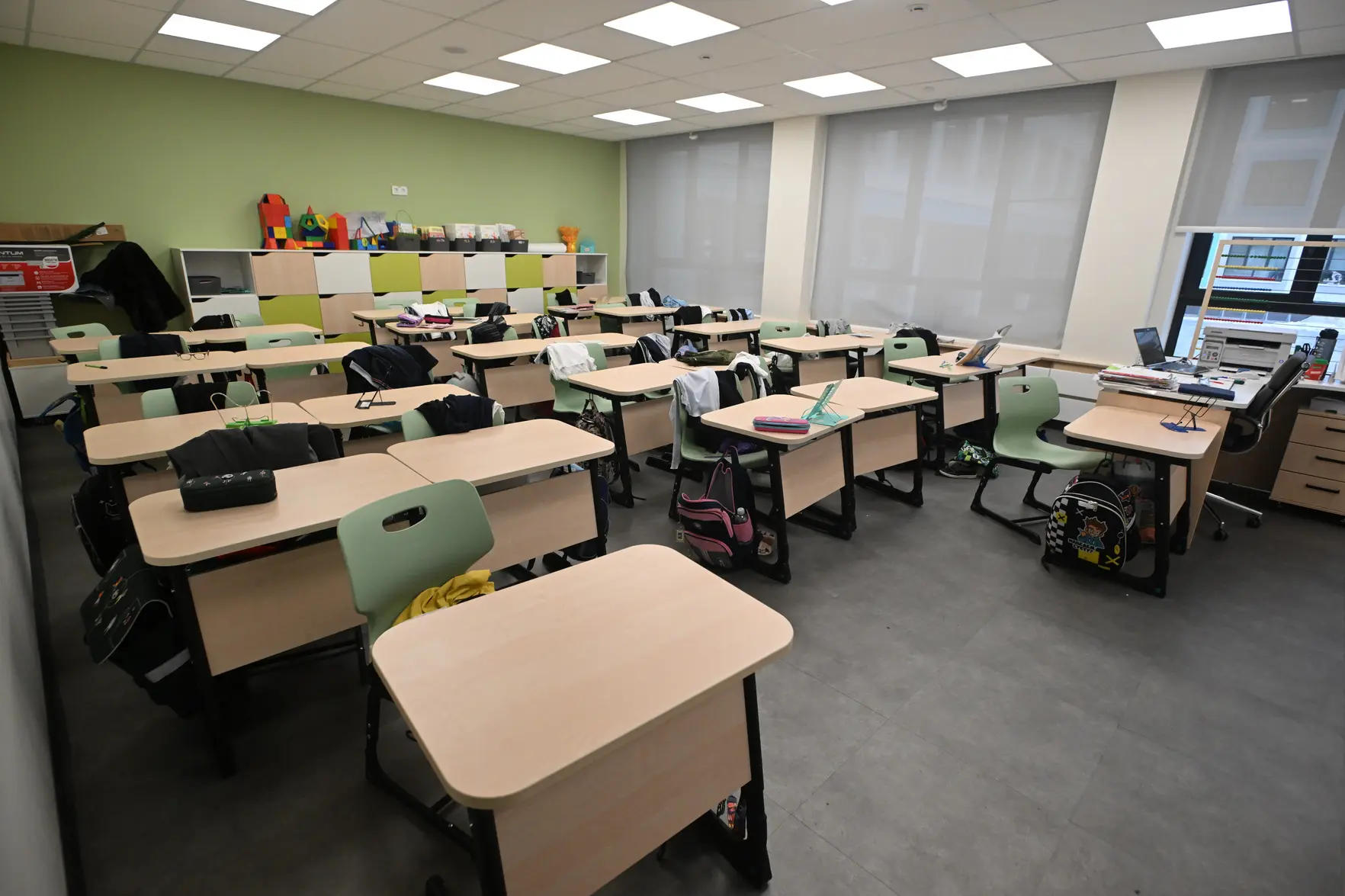 Правительство РФ советует поднять долю оклада учителей до 70% зарплаты