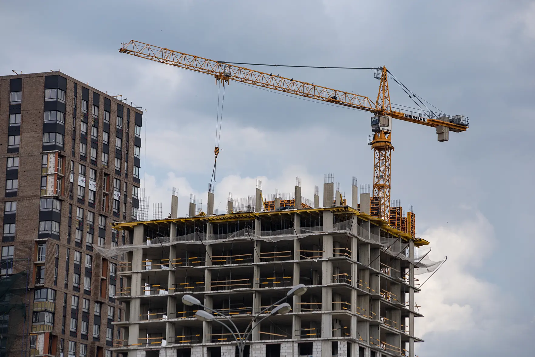 Путин попросил не продлевать мораторий на штрафы для застройщиков после 2025 года