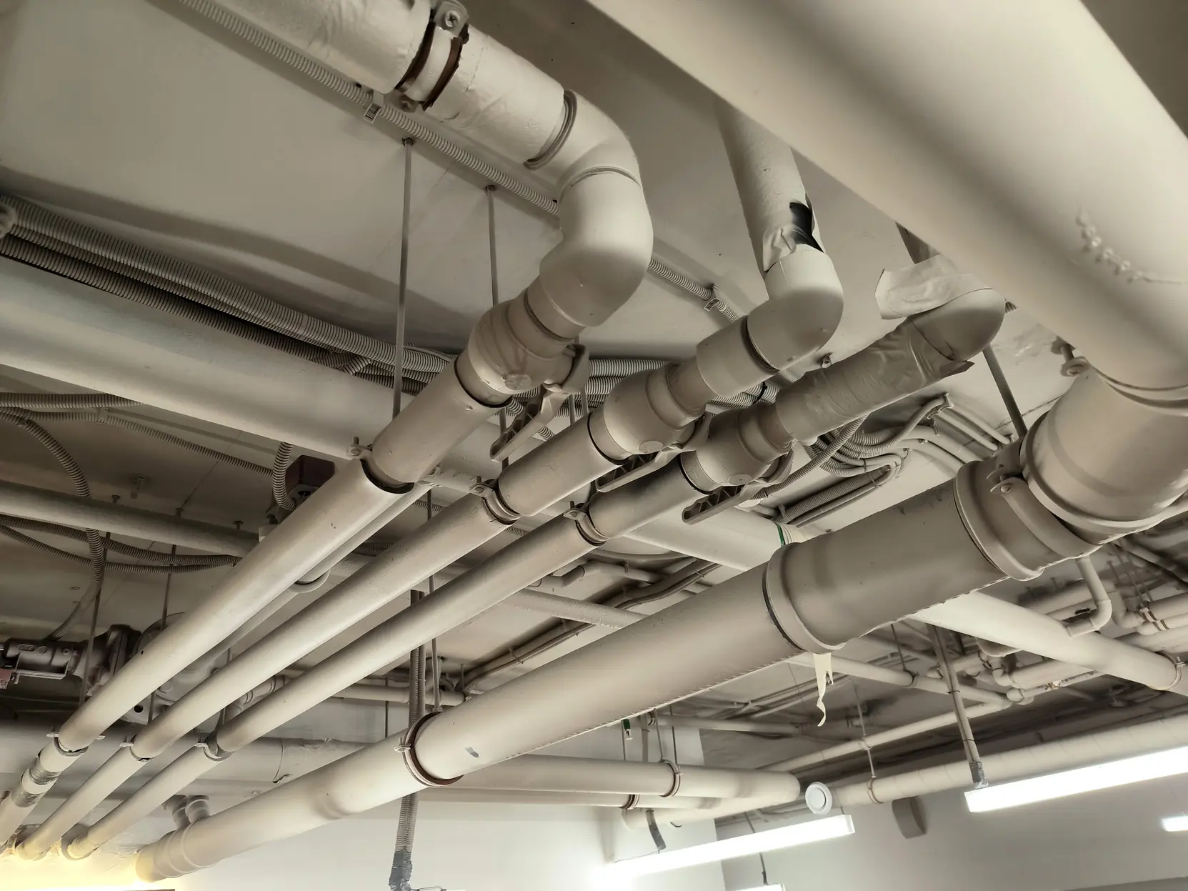 Путин объяснил рост цен на энергию санкциями и ошибками Брюсселя