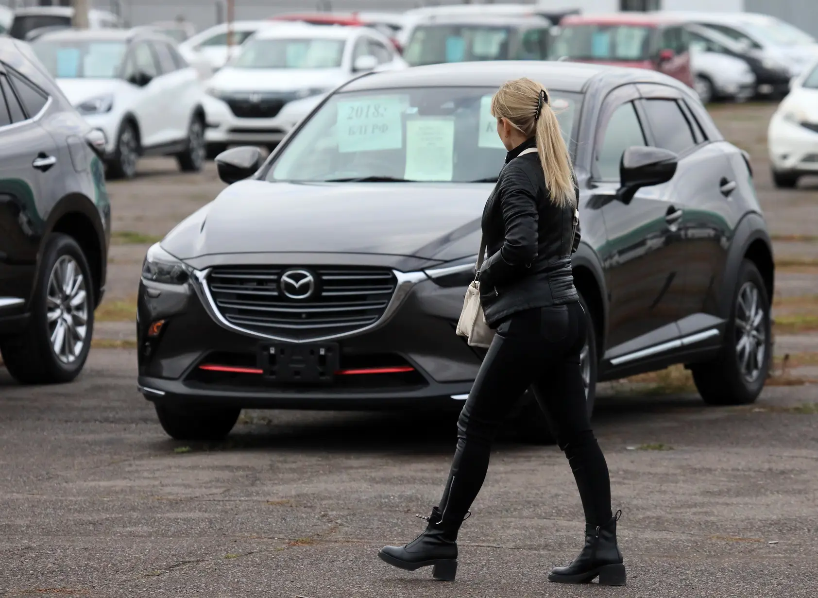 Расходы россиян на покупку подержанных автомобилей сократились