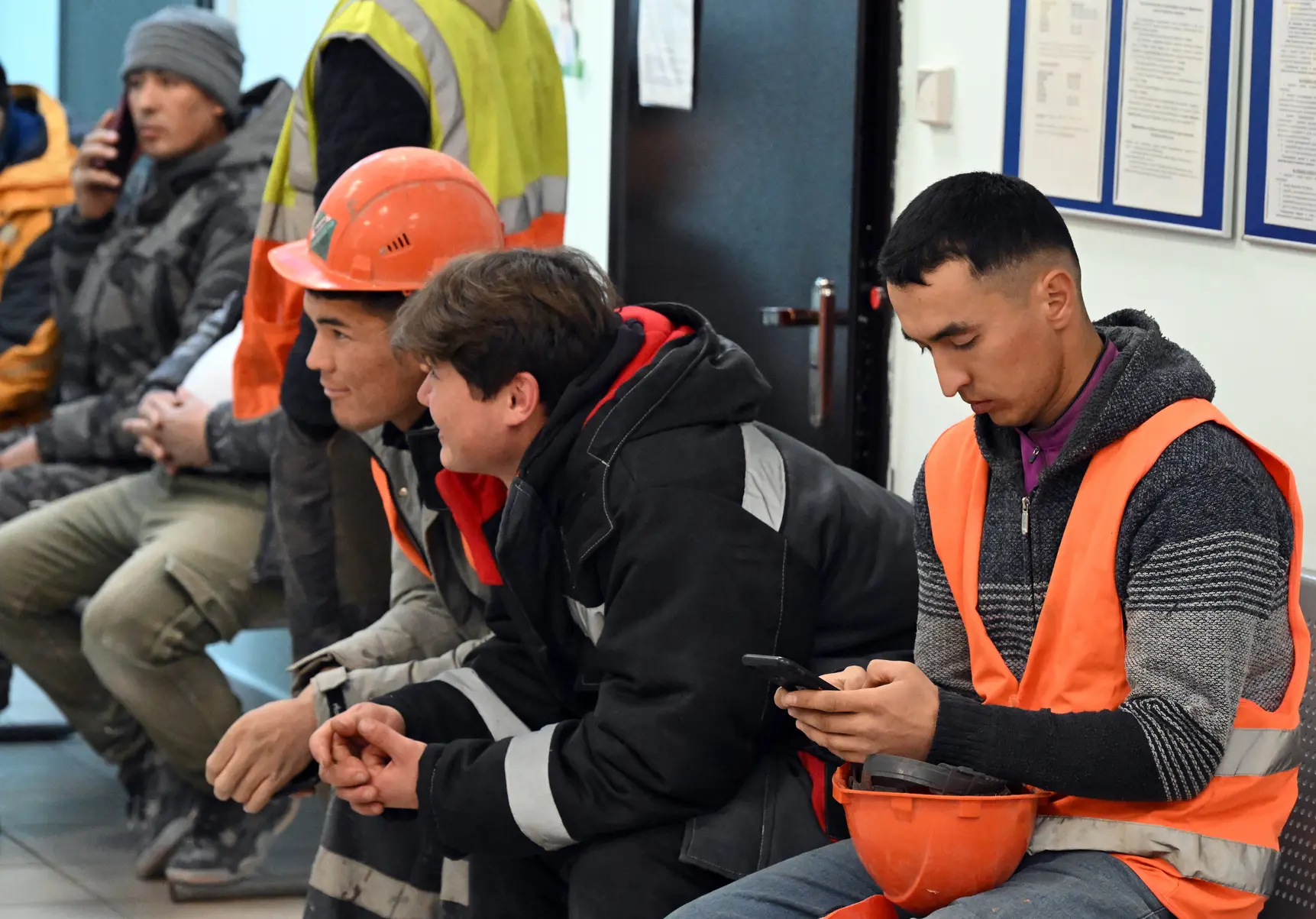 Россия запускает эксперимент по привлечению иностранной рабочей силы