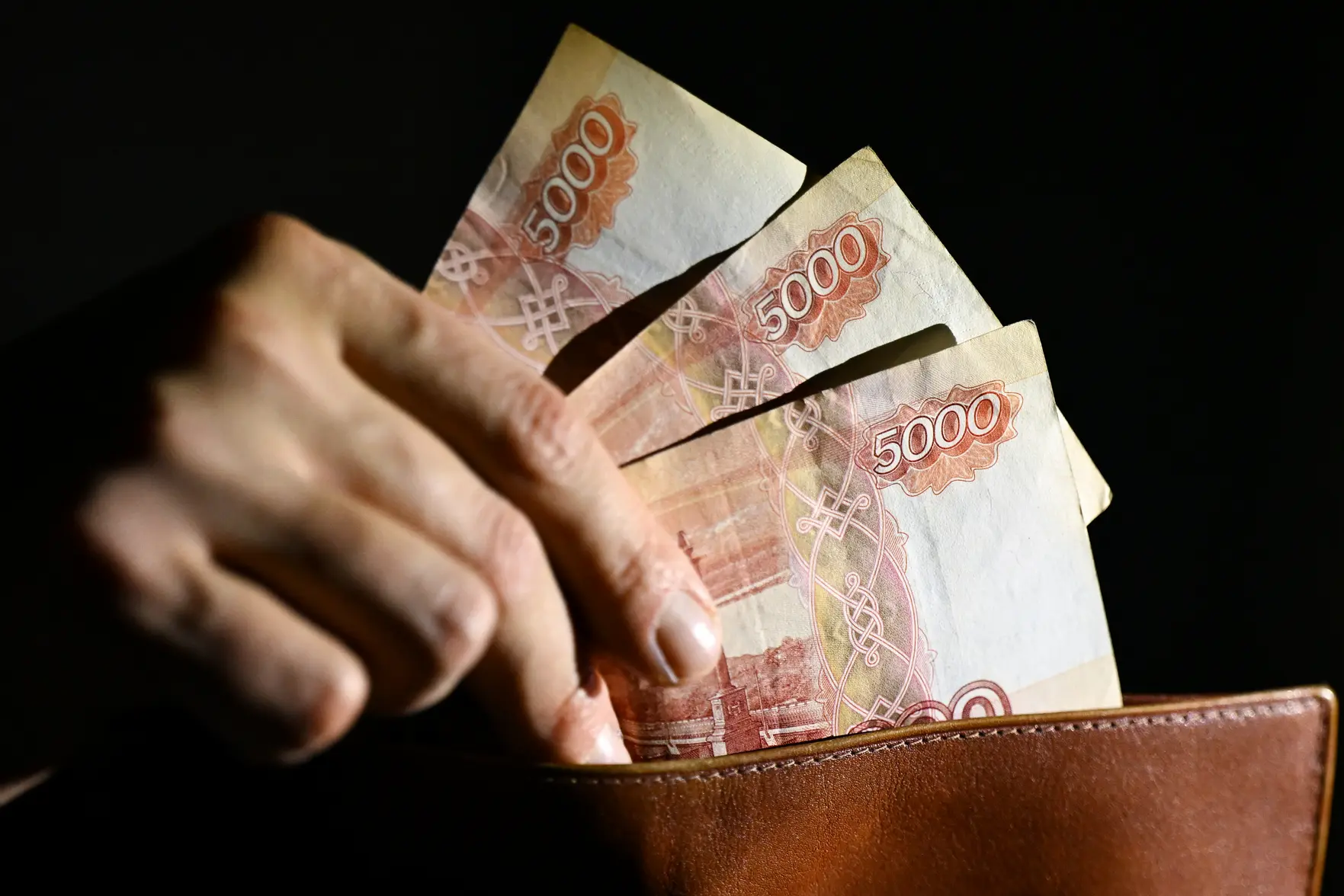 Сколько нужно держать на вкладе, чтобы получать 50 тысяч рублей в месяц