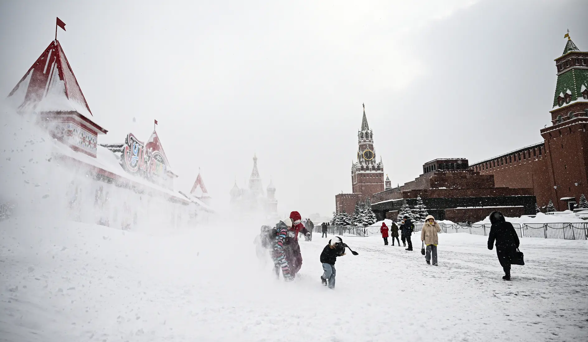 Снег в Москве растает только в апреле