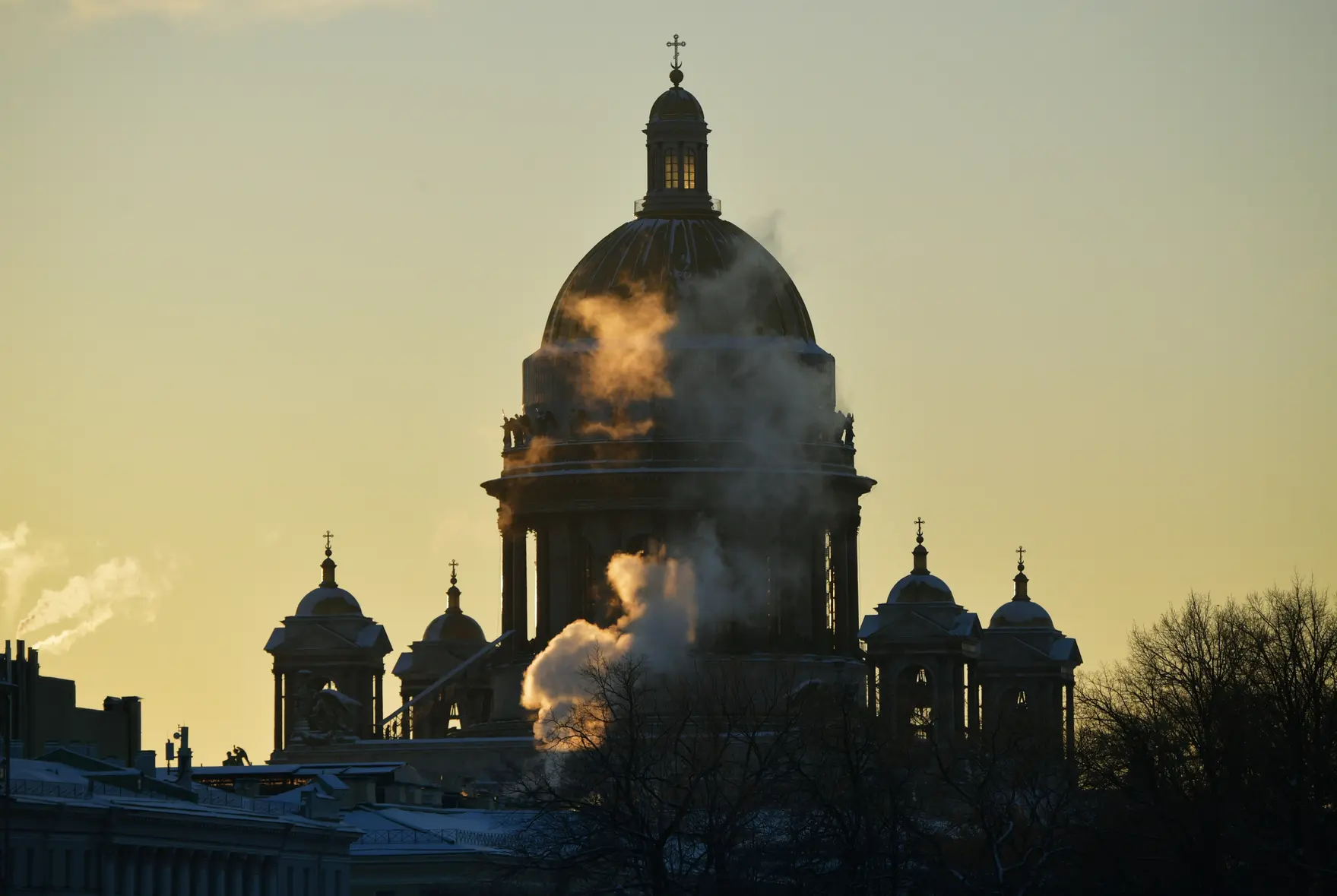 В Петербурге ввели «желтый» уровень опасности из-за похолодания до −20