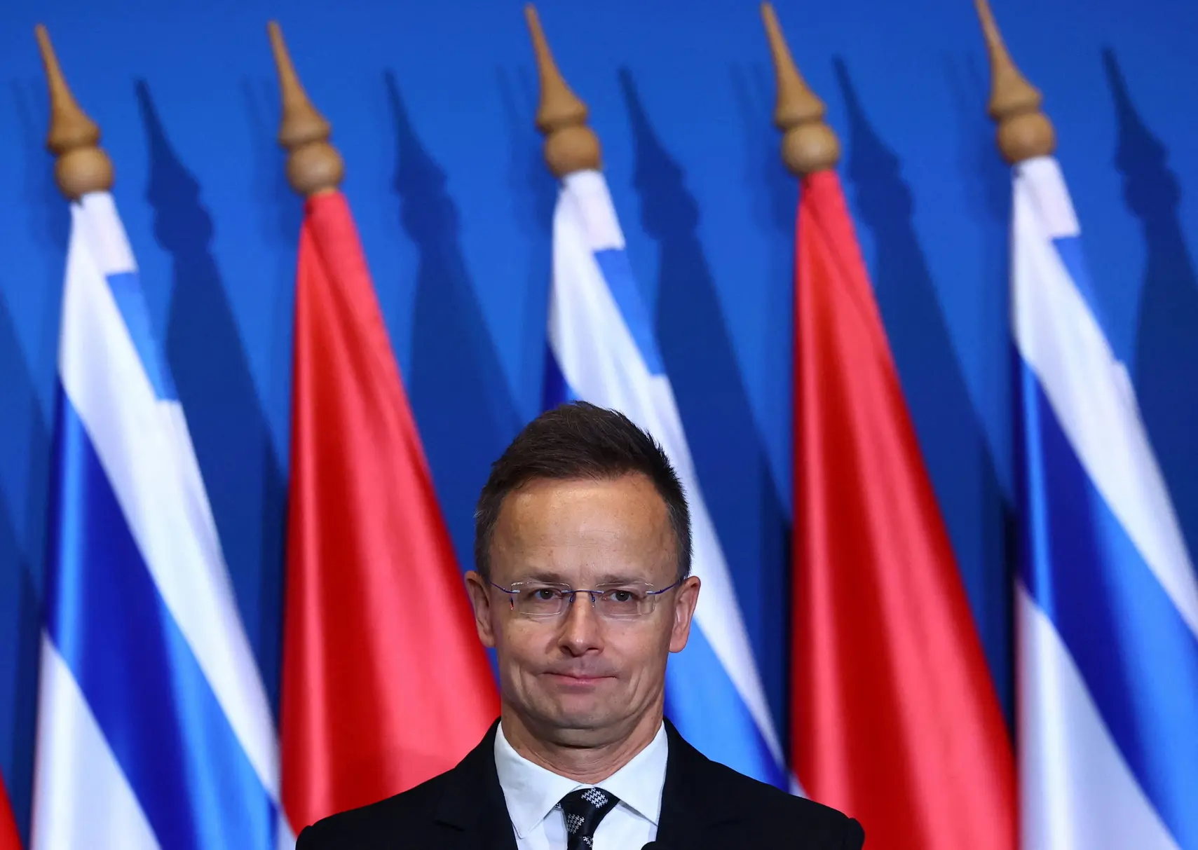 Венгрия и Словакия намерены обратиться в Европейский суд из-за запрета на импорт российской нефти и газа