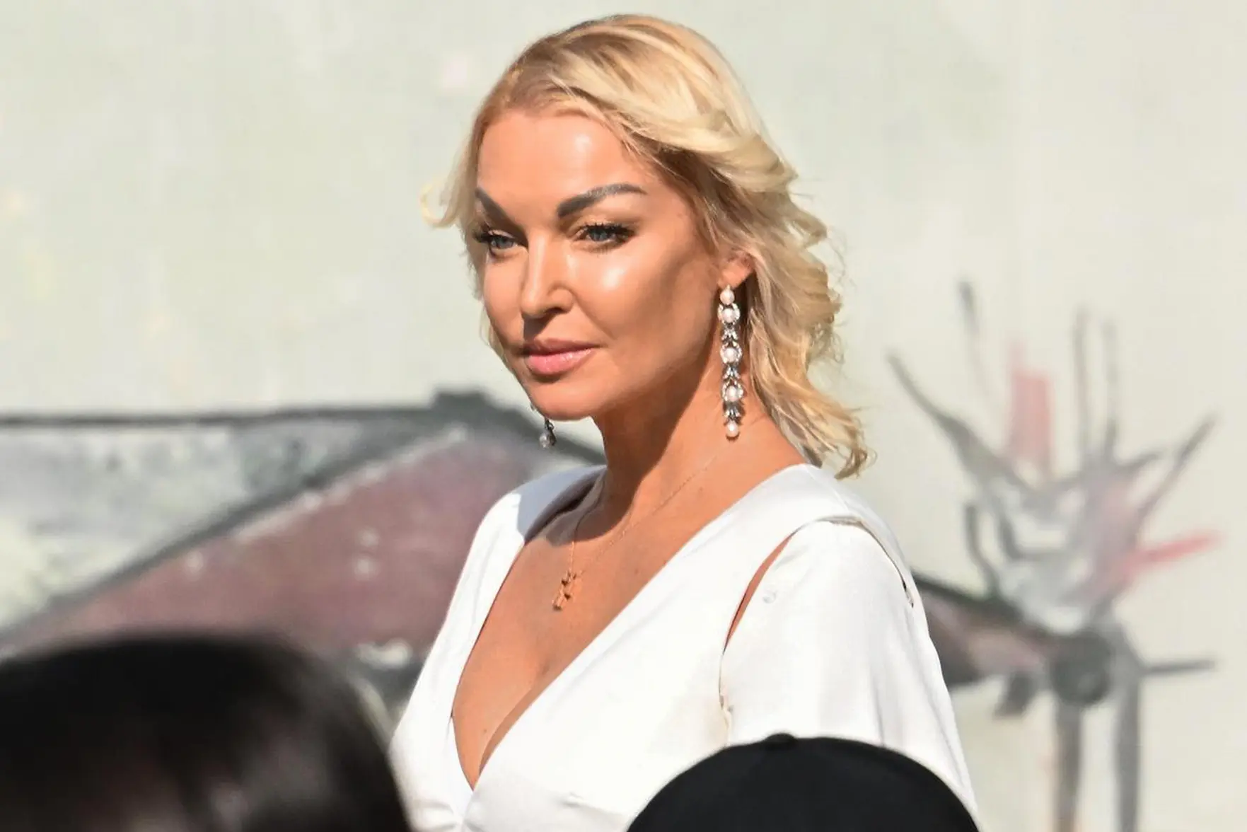 Анастасия Волочкова назвала самый дорогой подарок: дом, купленный себе на юбилей