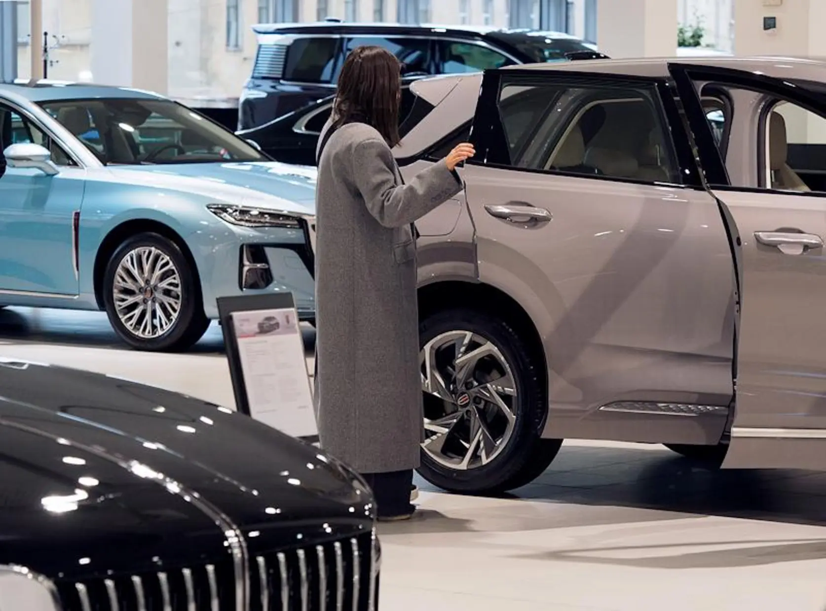 Выдача автокредитов в России сократилась на 34,2 процента