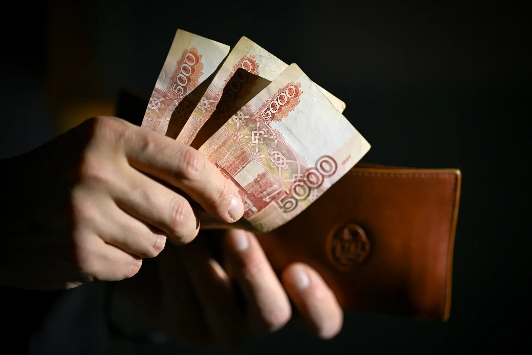 Законопроект об обязательной ежегодной индексации зарплат в частном секторе