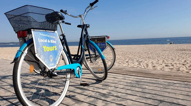 YOU WANT TO BE ABLE TO COVER ALL THE HIGHLIGHTS OF THE CITY AND FEEL LIKE A LOCAL TOO? THEN AN GUIDED GDAŃSK BIKE TOUR IS PERFECT FOR YOU!