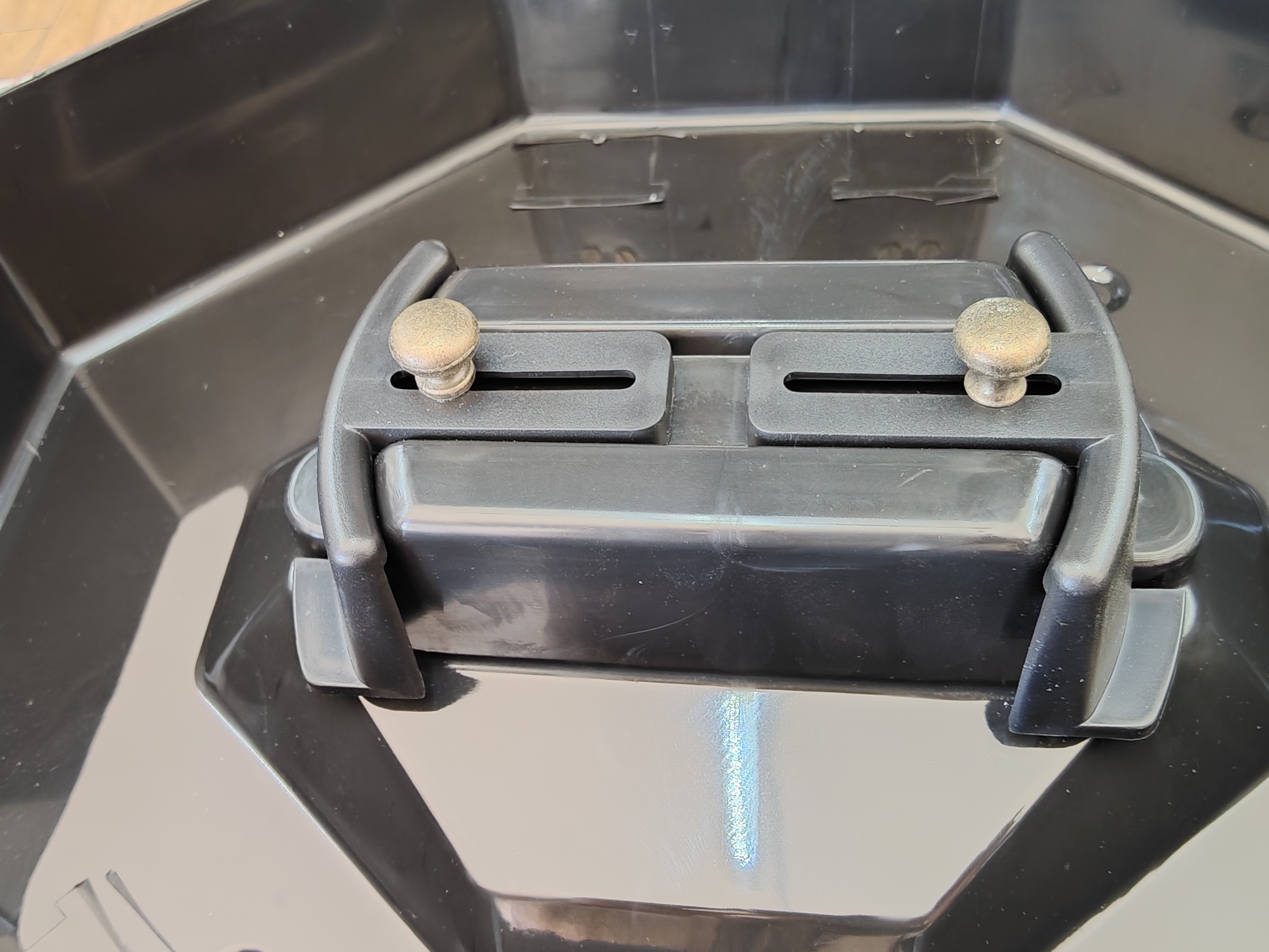 CAJA DE FIBRA DE VIDRIO - 3