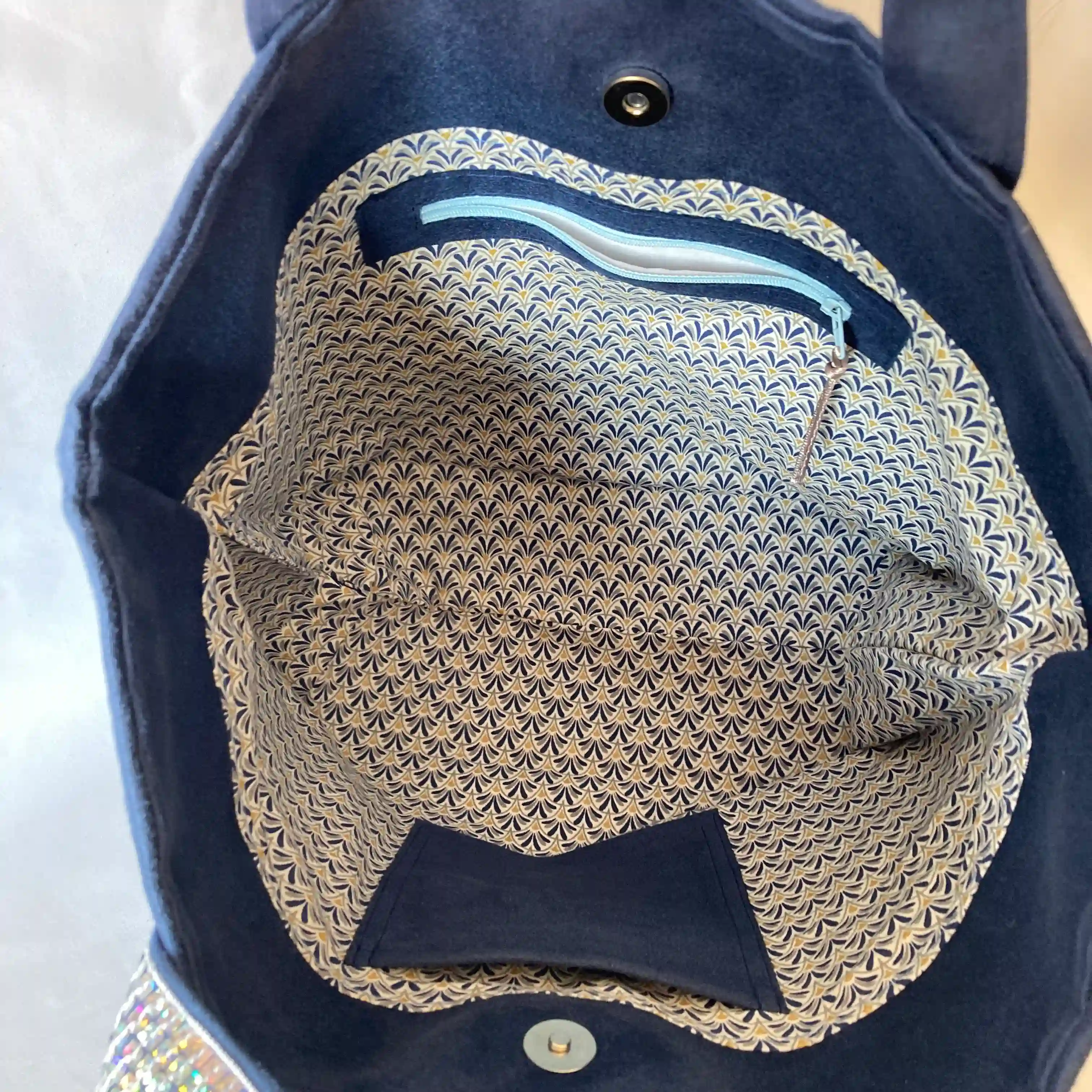 Ensemble Bleu nuage, sequins argent scintillants 2