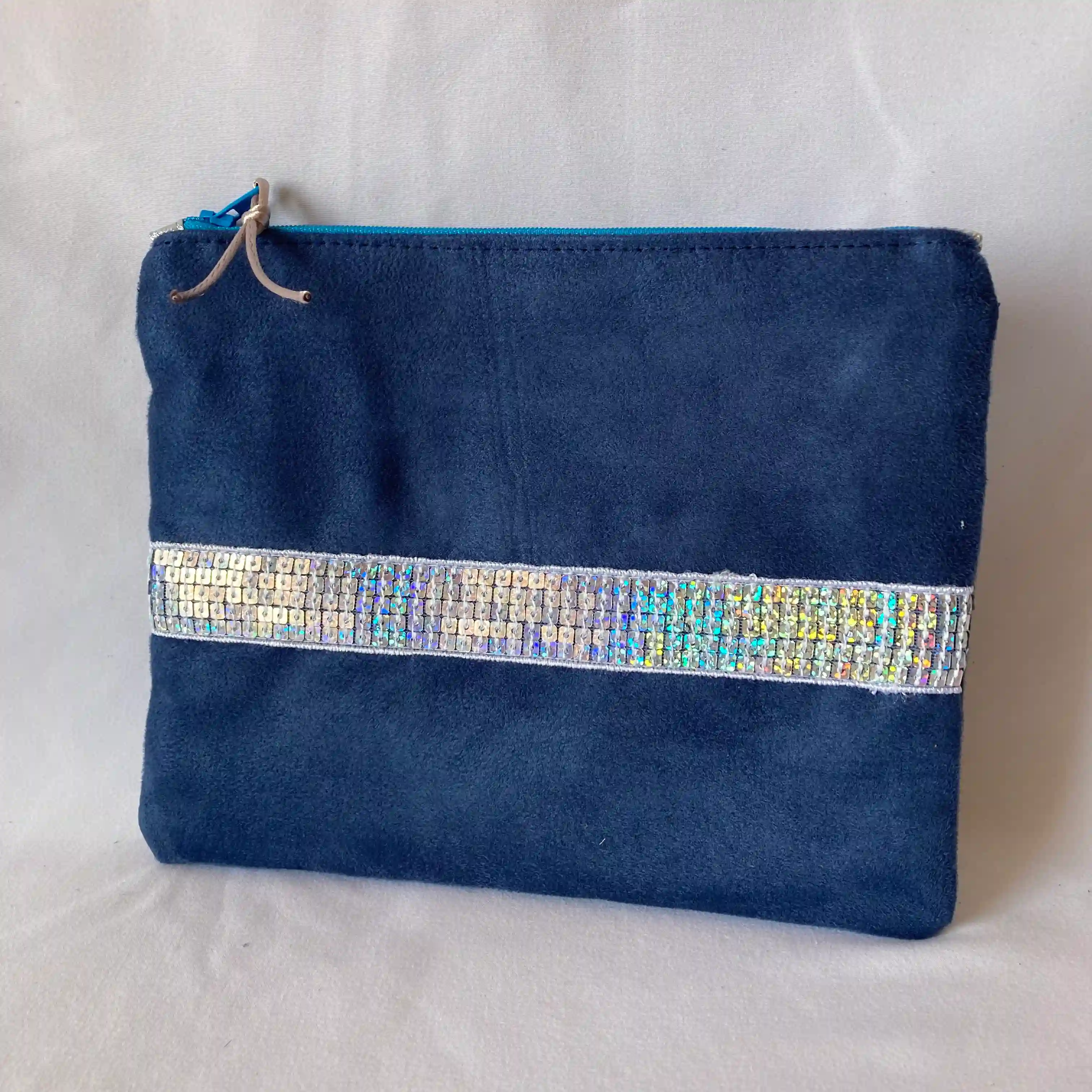 Ensemble Bleu nuage, sequins argent scintillants 3