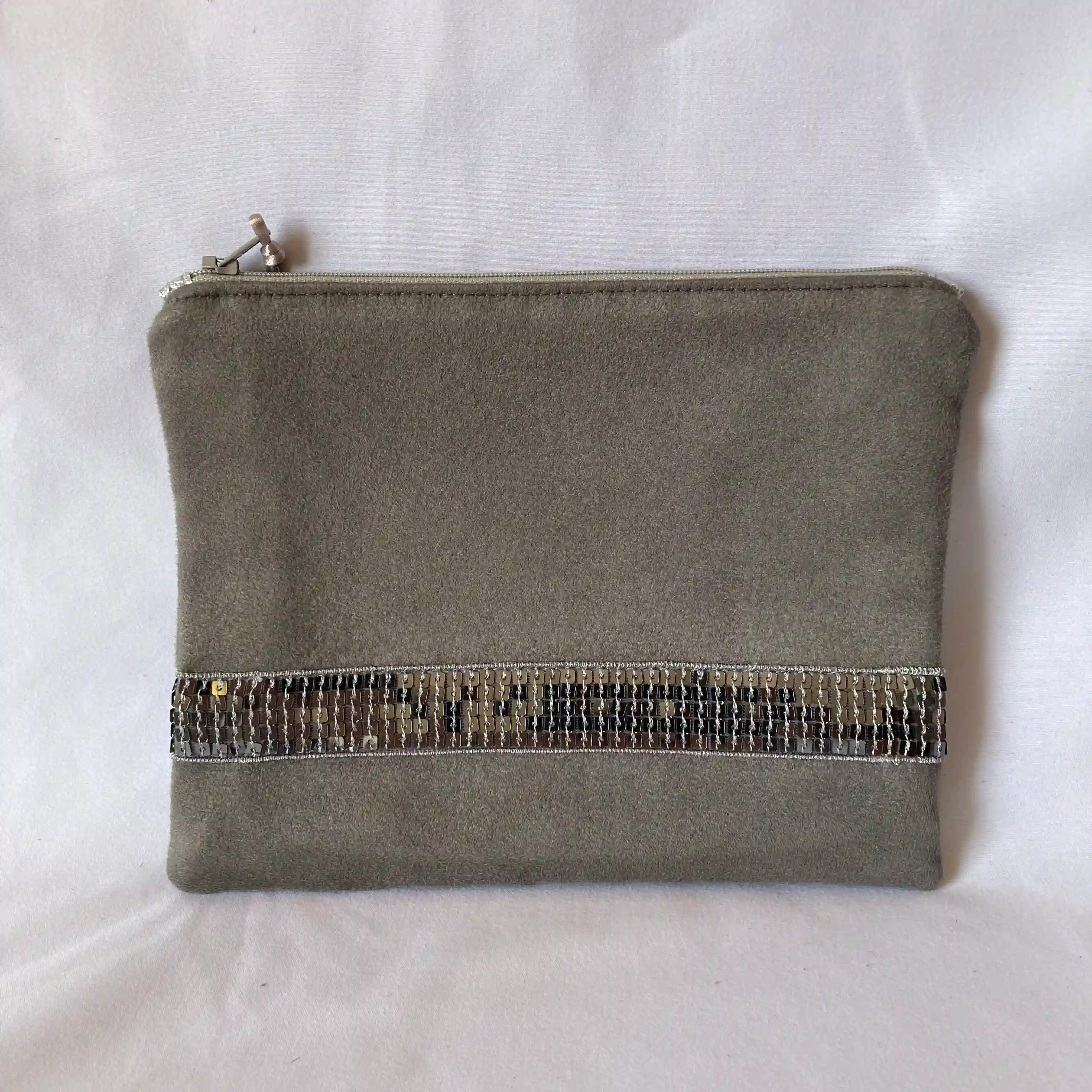 Ensemble cabas et trousse en suédine grise et sequins gris 3