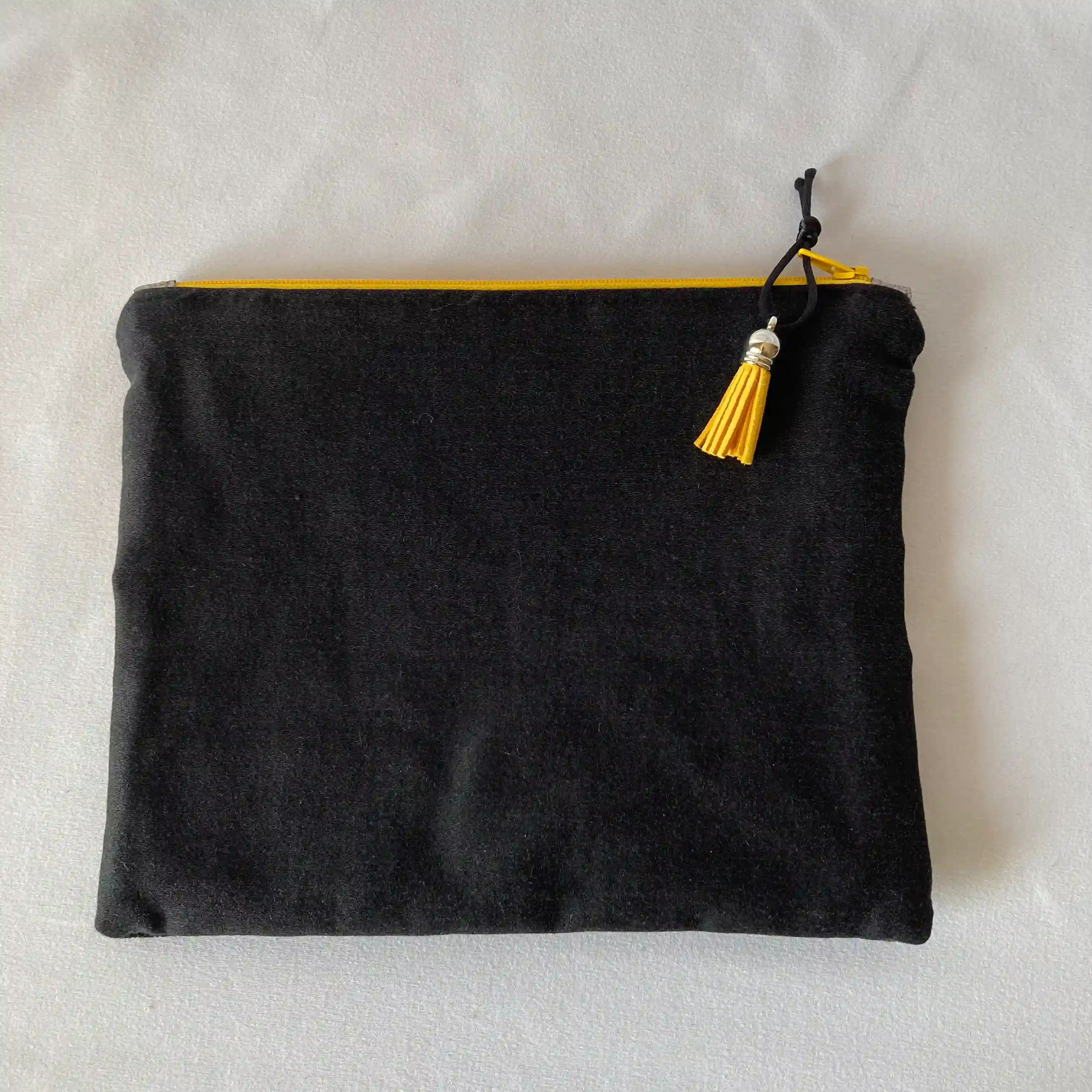 Trousse léopard moutarde 2
