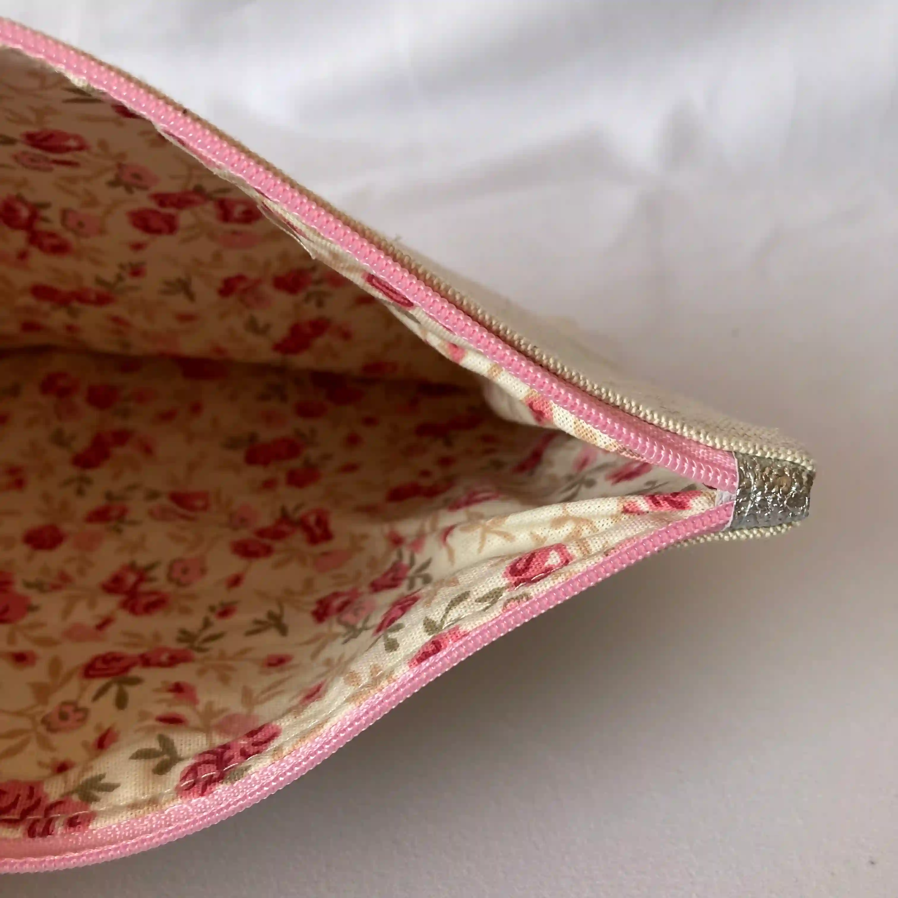 Trousse Lin+Sequins argent 3