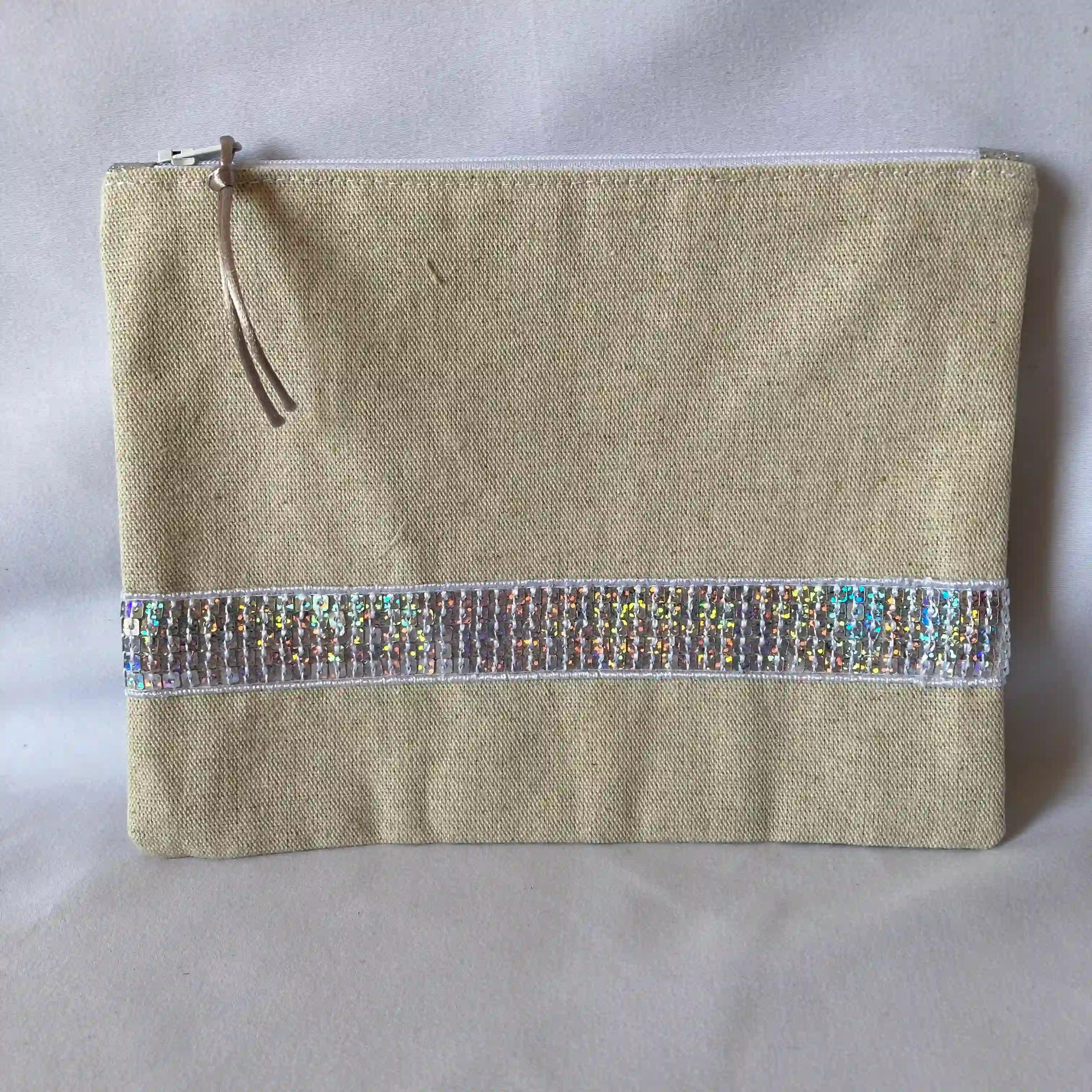 Trousse Sequins argent  sur LIN 1