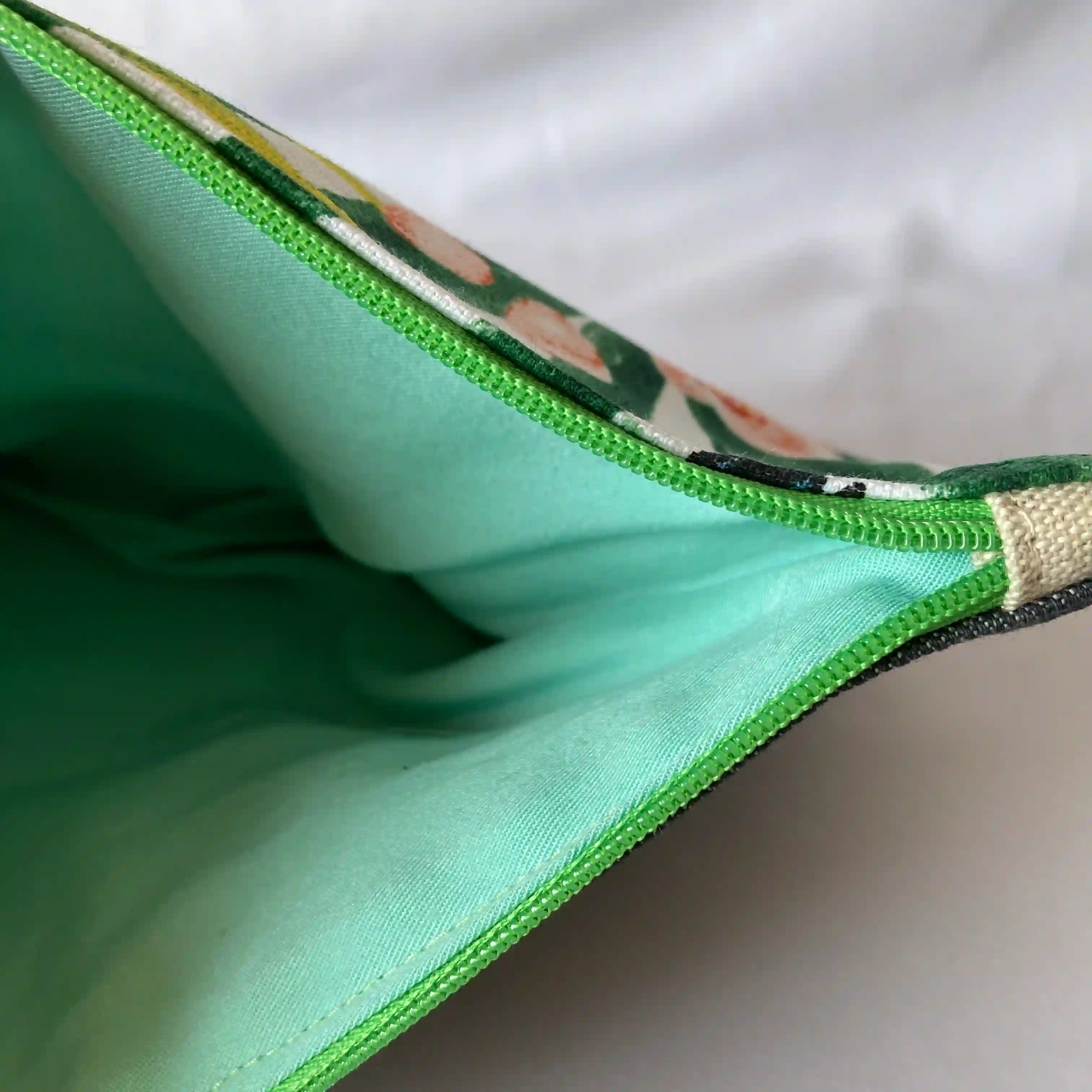 Trousse Jean+Tropical 3