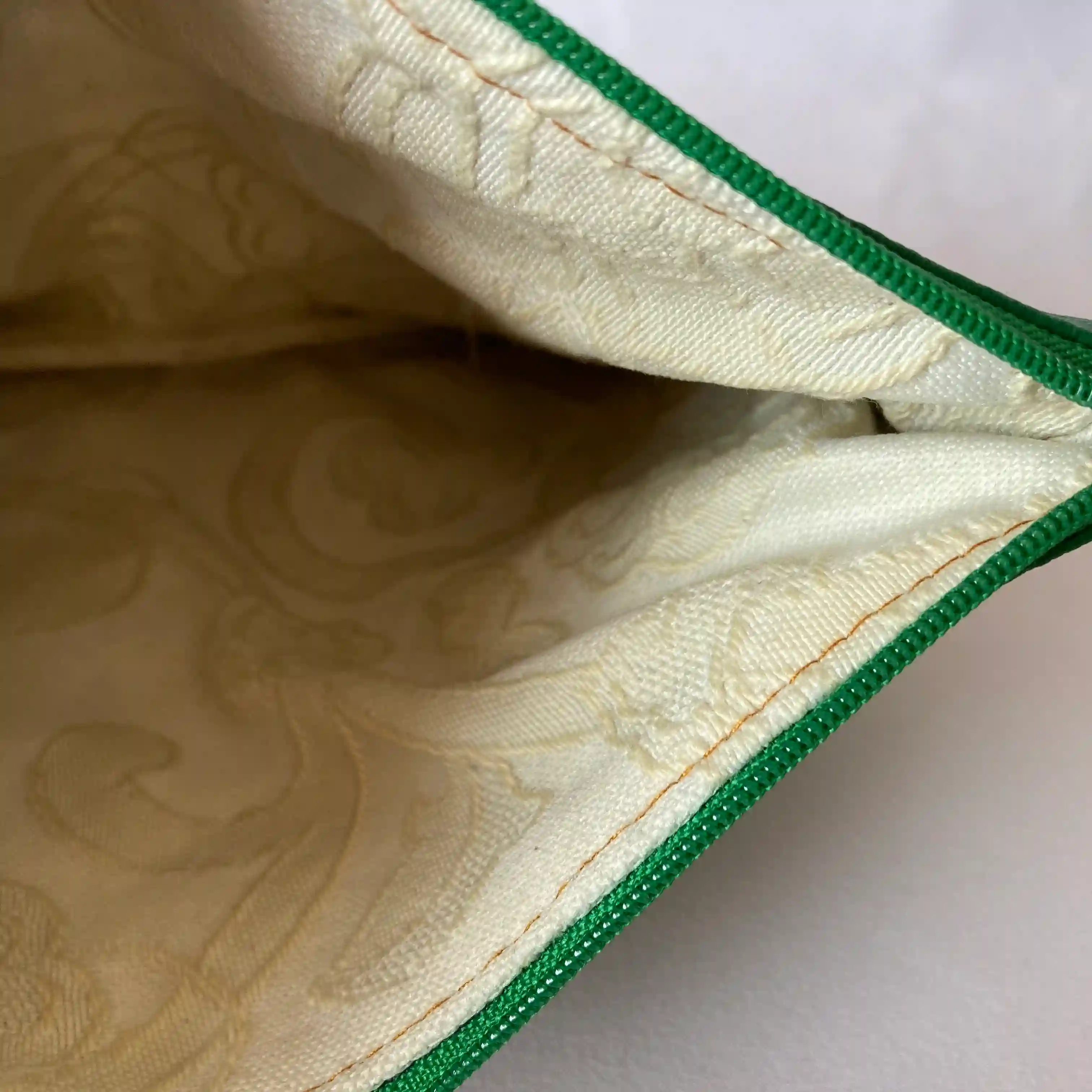 Trousse Fleurs dorées 2