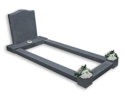 Moulded edge off set by a classic kerb set