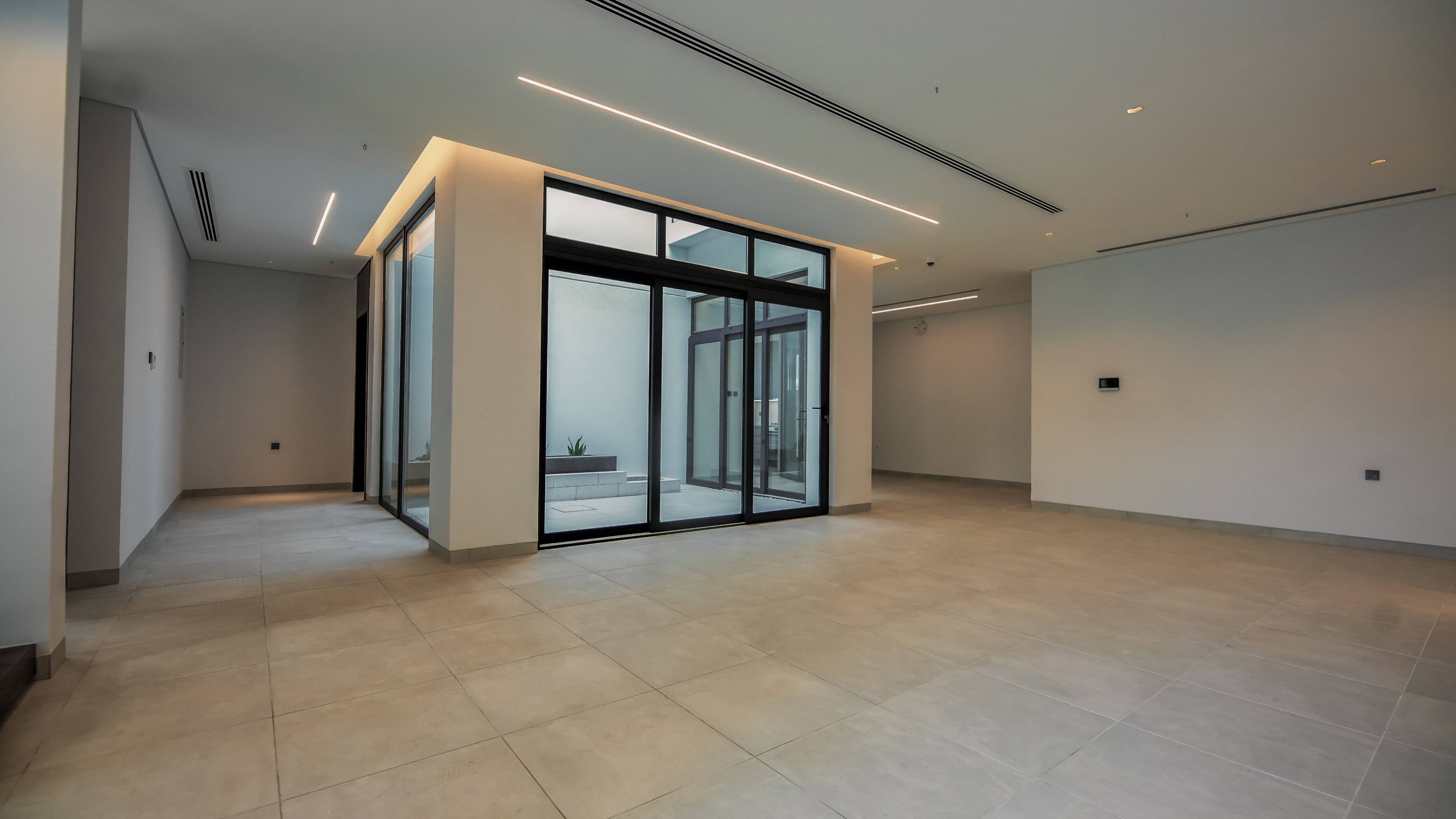 4 Bedroom Villa Al Khoudh Muscat  - 4