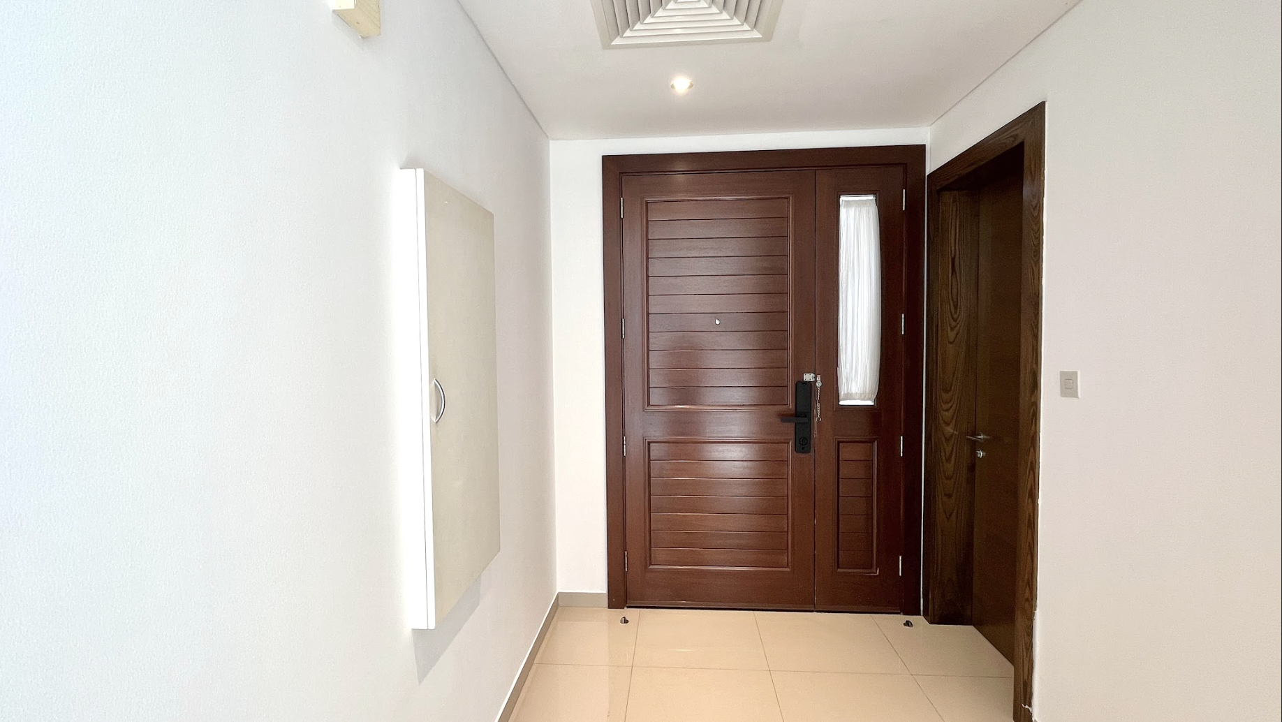 Luxury 3 Bedroom Townhouse in Al Mouj Muscat - 2