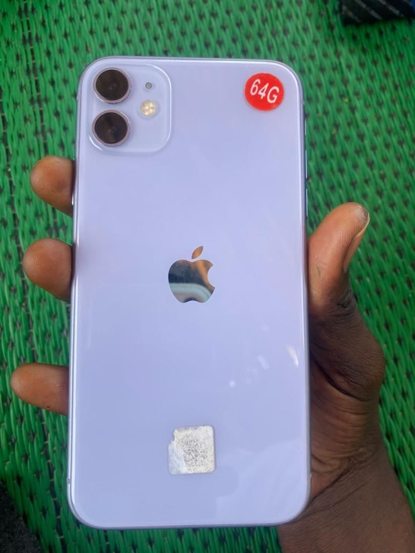 Apple iPhone 11 