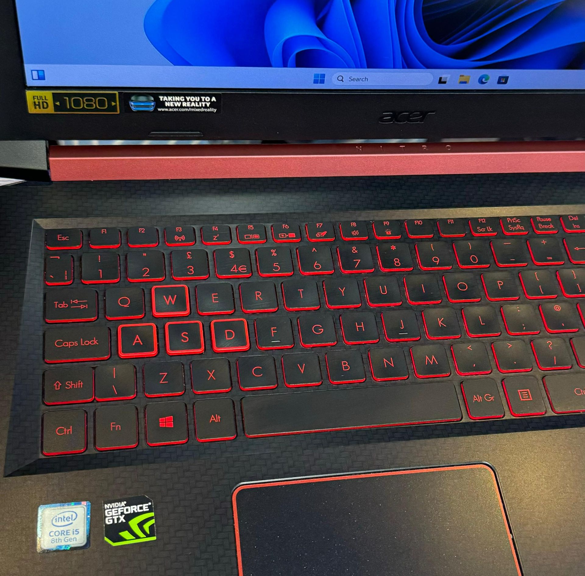 Acer Nitro5 AN515 -52 GAMING 4